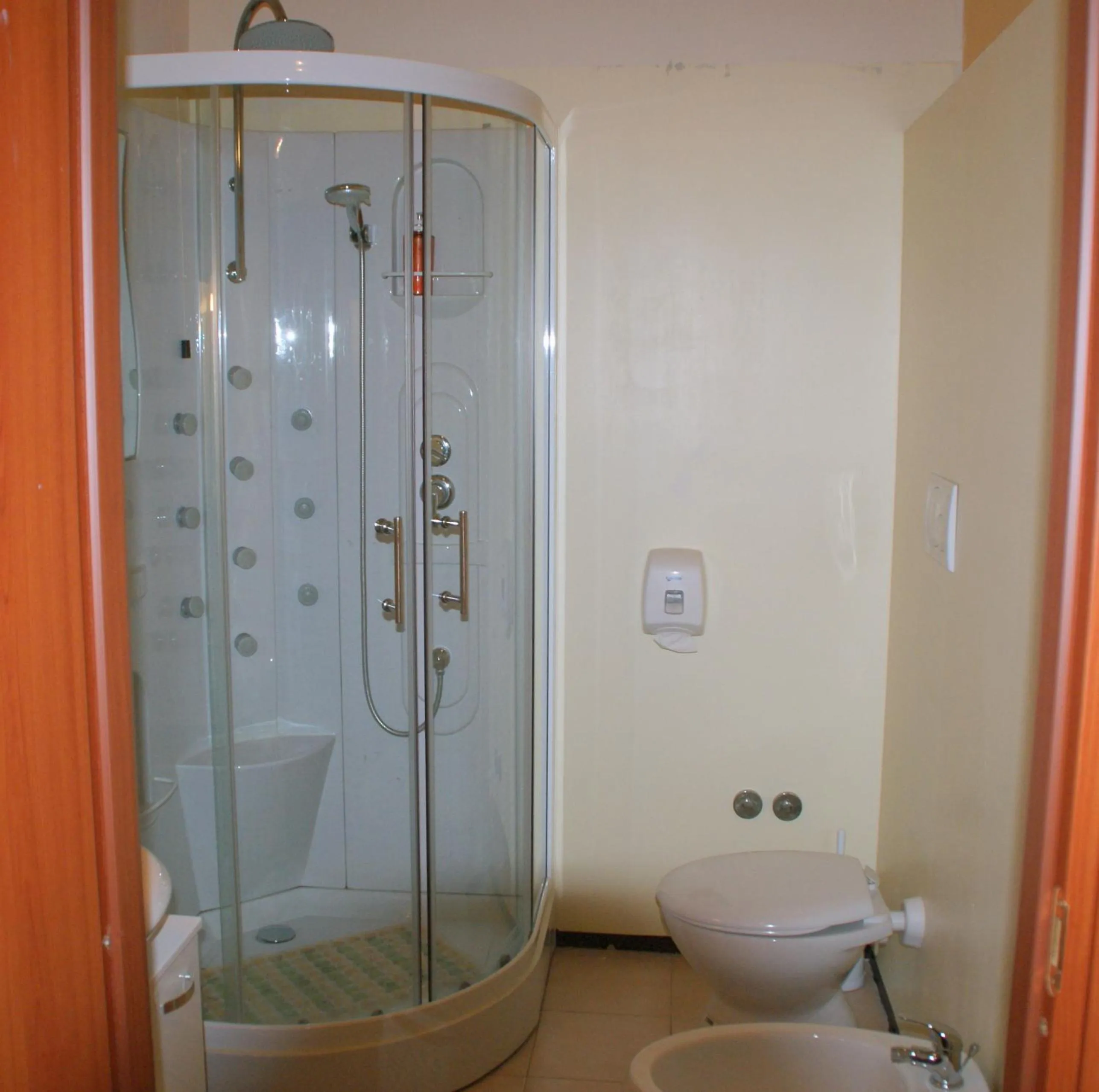 Bathroom in Hotel Europa