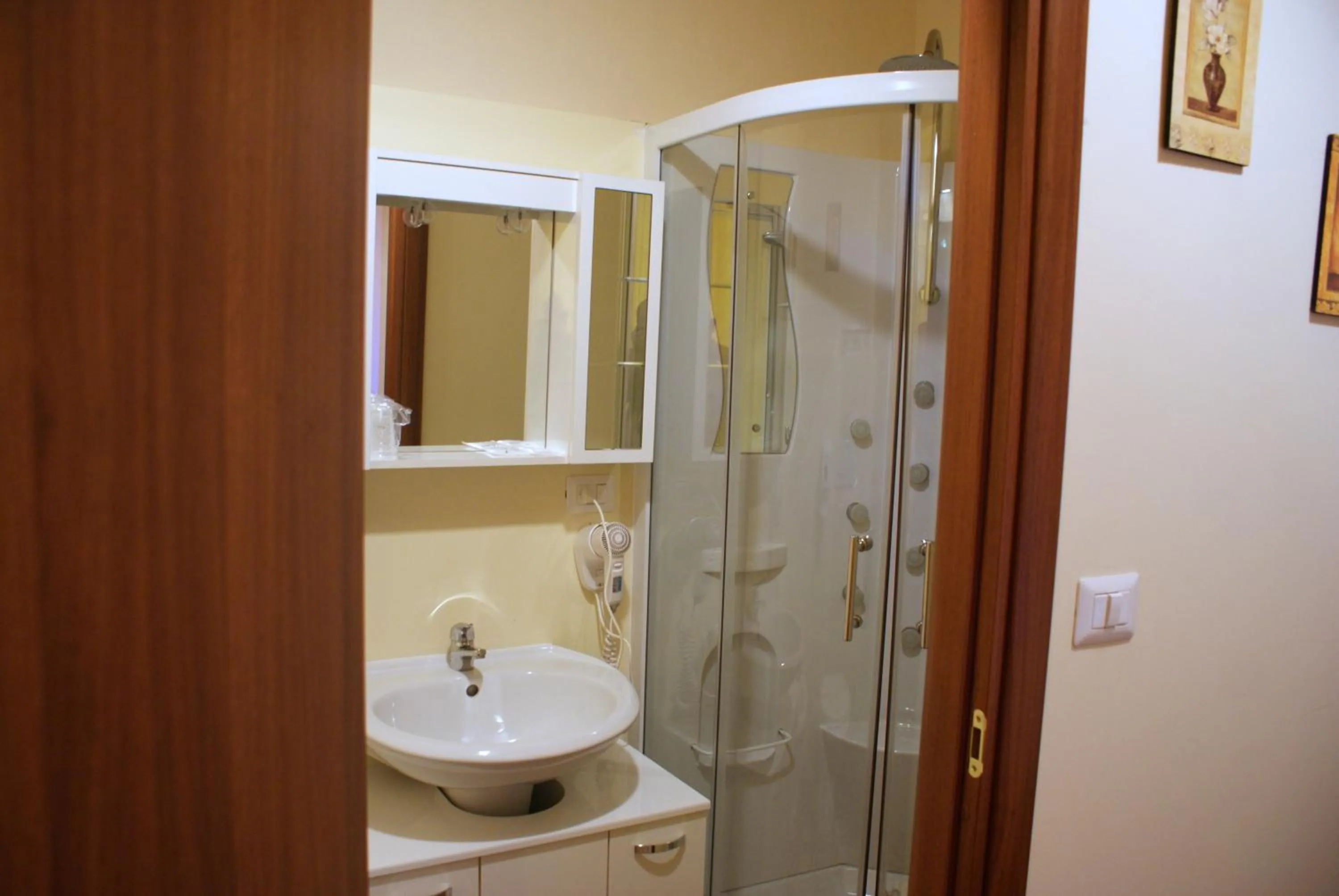 Bathroom in Hotel Europa