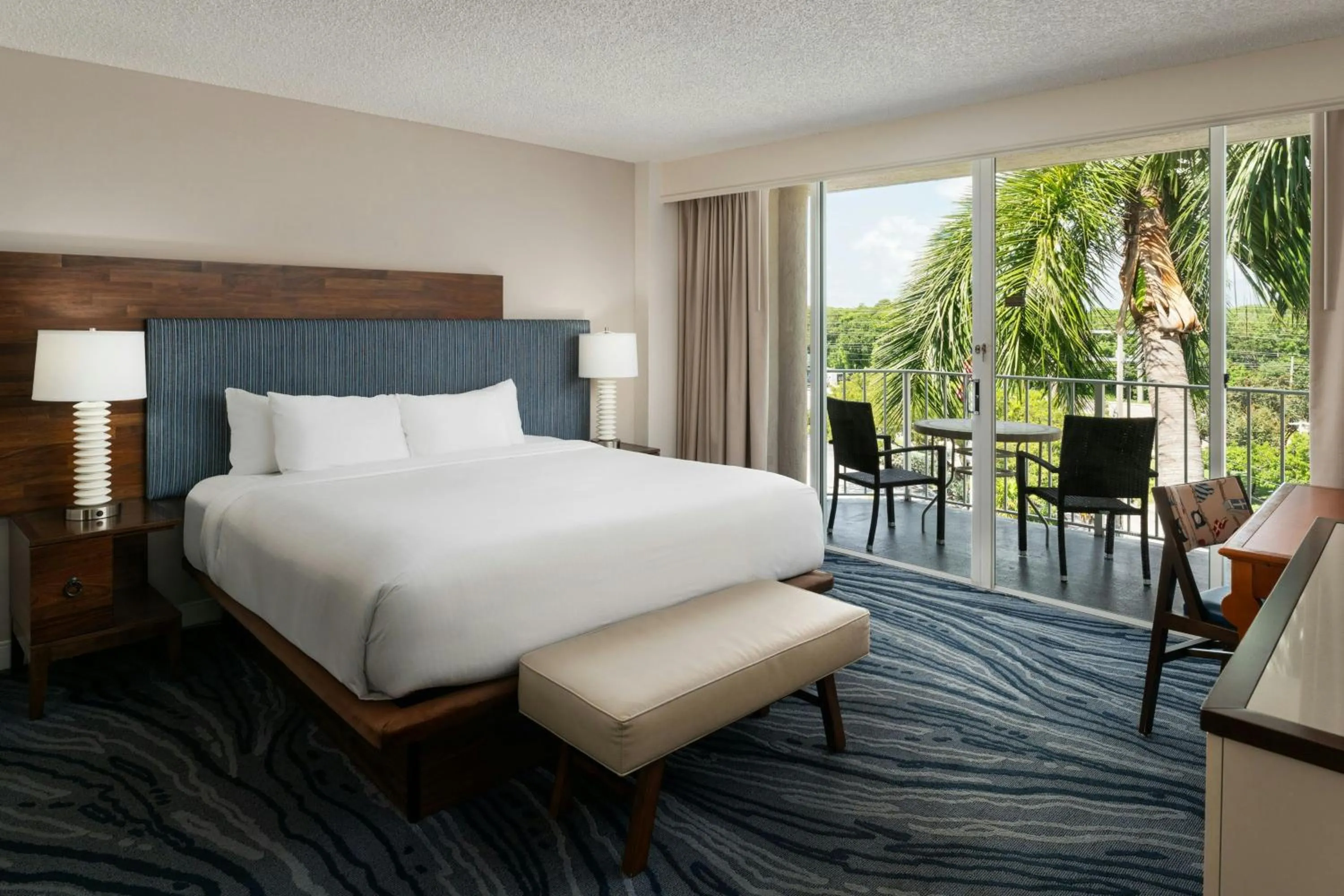 Bedroom, Bed in Courtyard by Marriott Key Largo