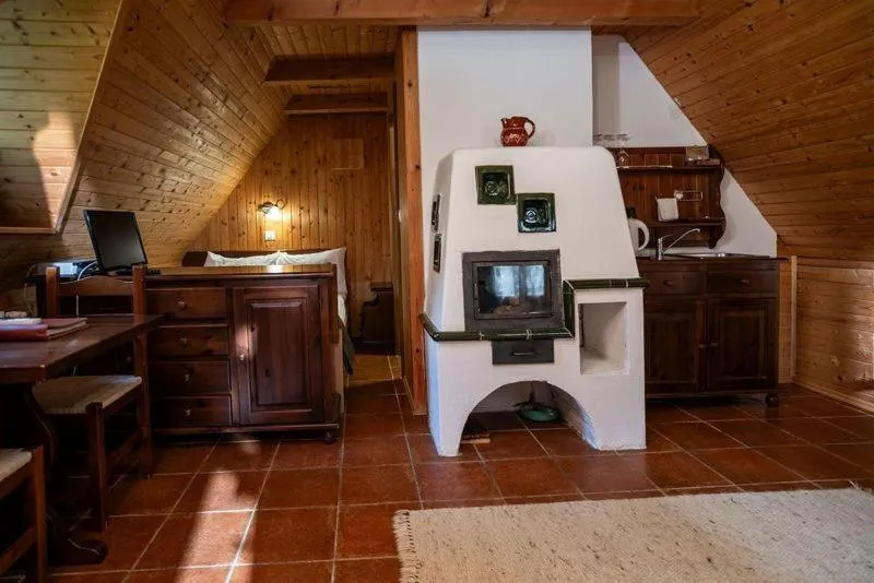 Pristava Lepena Village