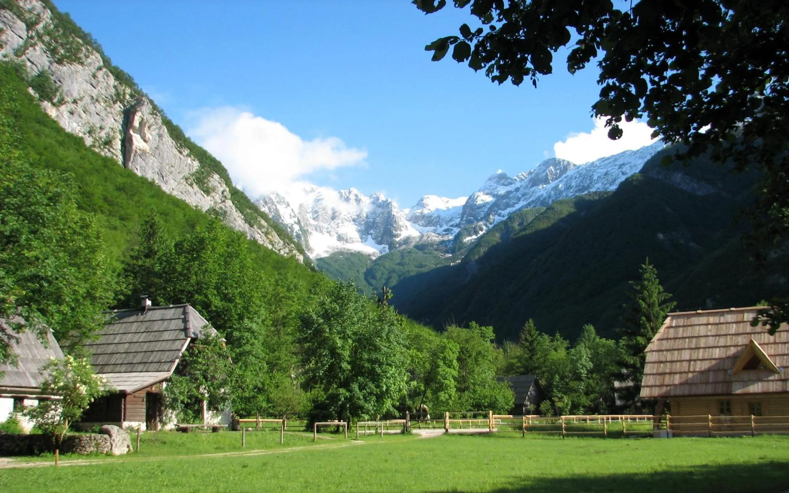 Decorative detail in Pristava Lepena Village