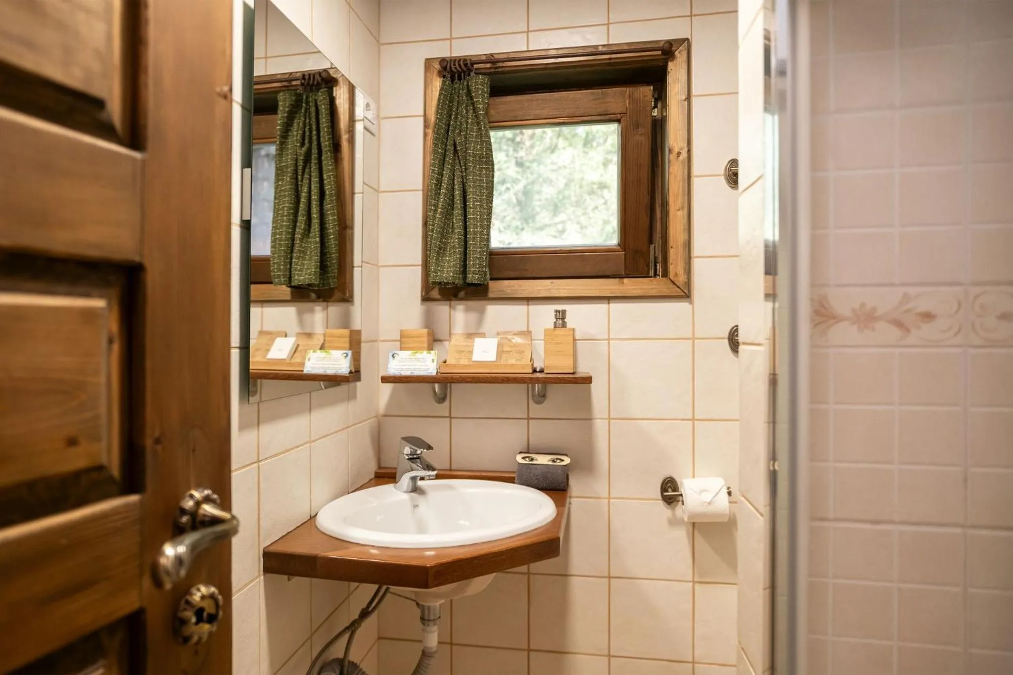 Pristava Lepena Village