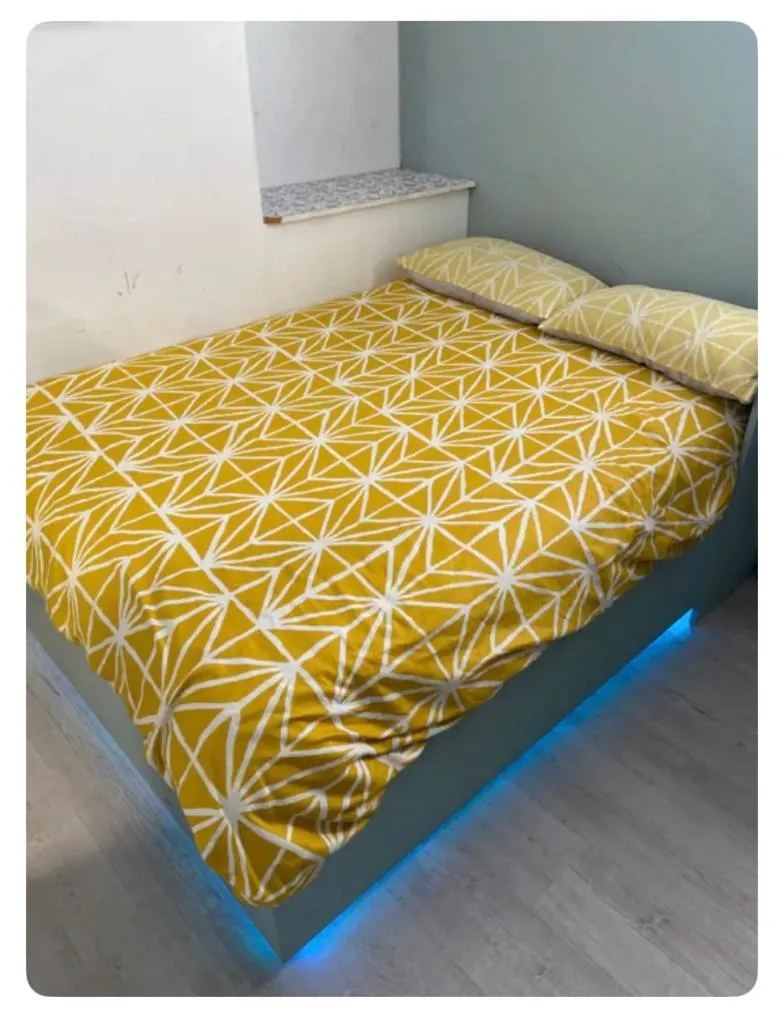 Bed in The Elk