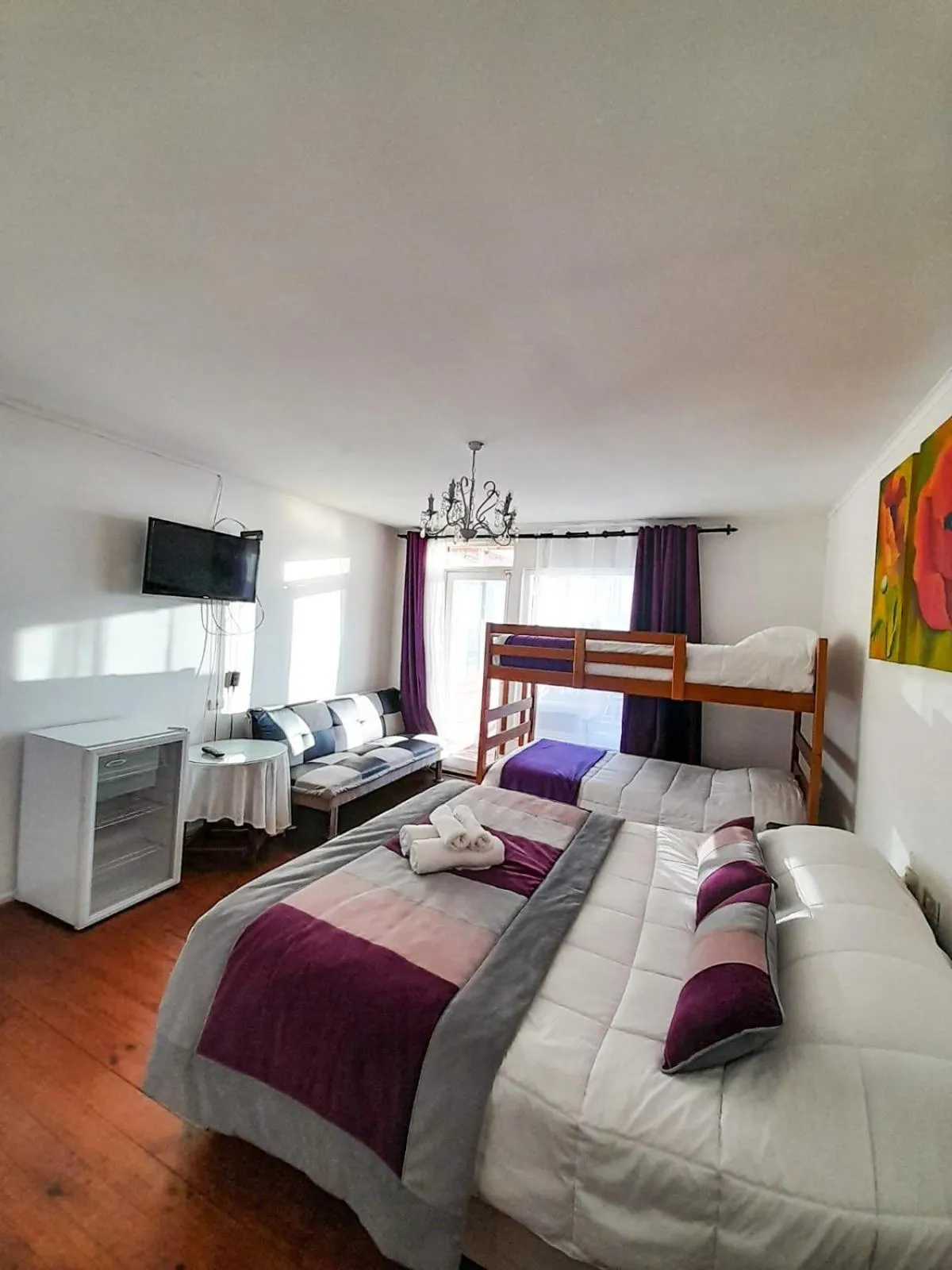 Shower, Bed in Hotel Bianca Boutique