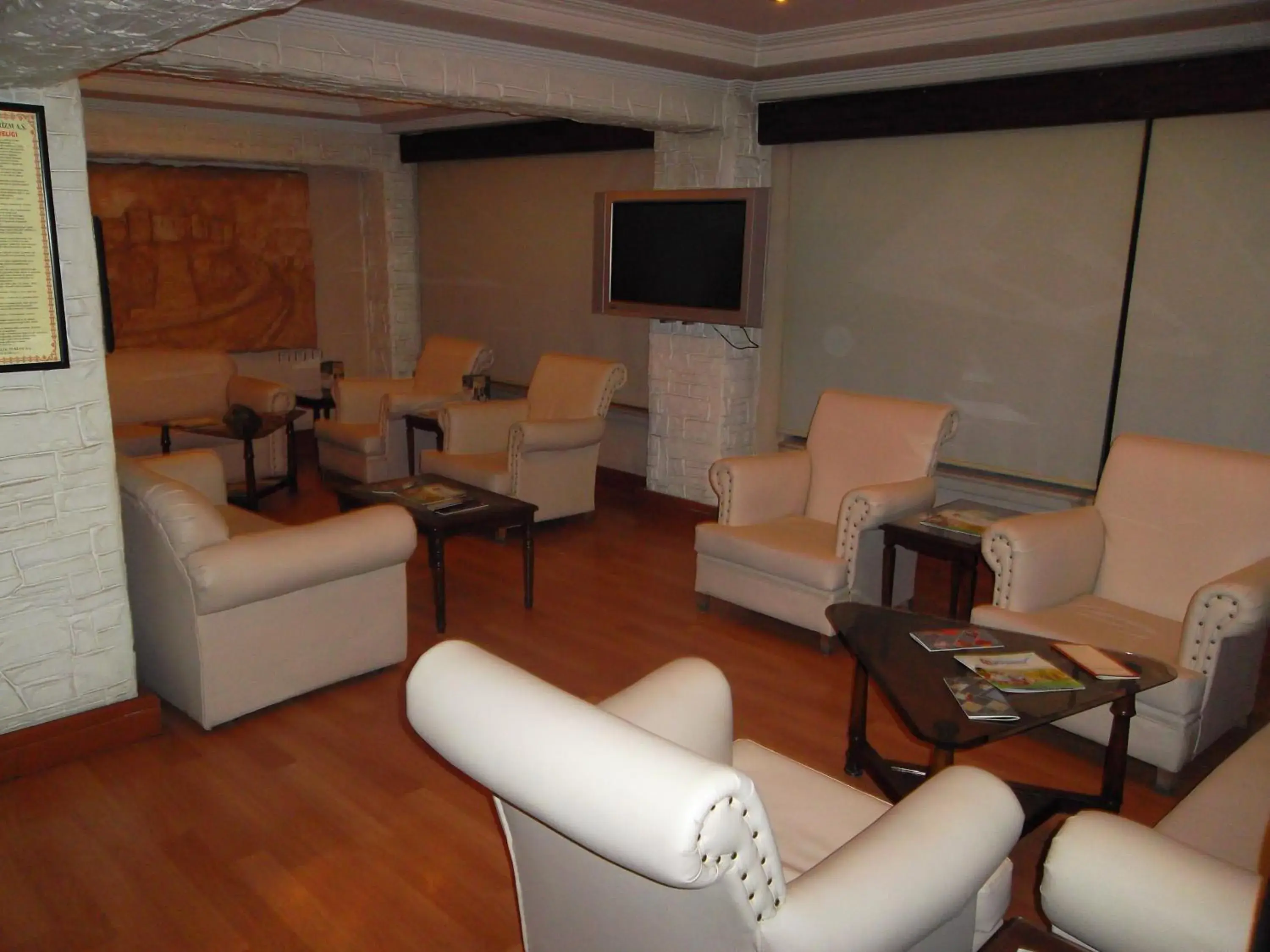 Lounge or bar in Kucuk Velic Hotel Lounge or bar in Kucuk Velic Hotel