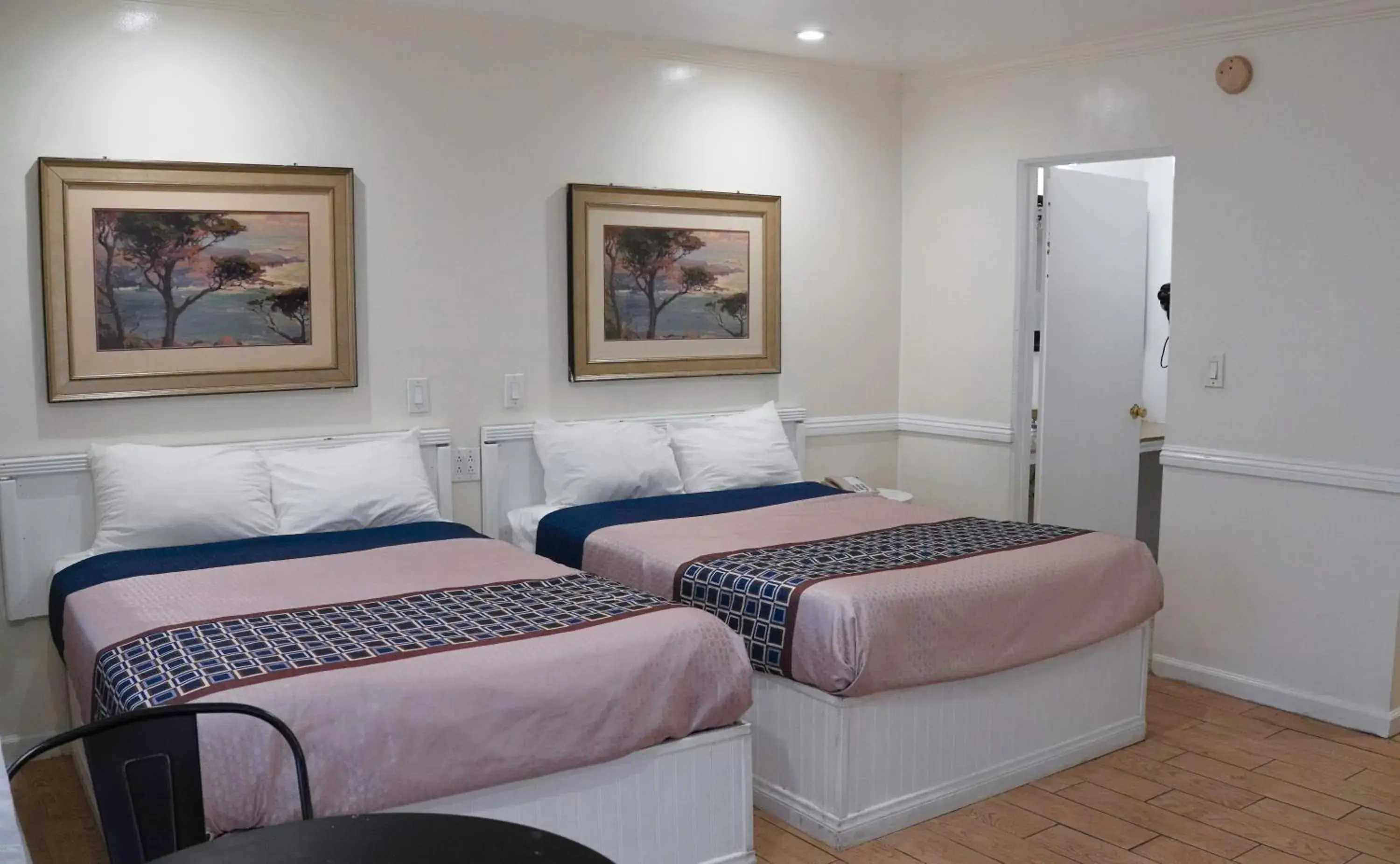 Classic Triple Room in 777 Motor Inn Classic Triple Room in 777 Motor Inn