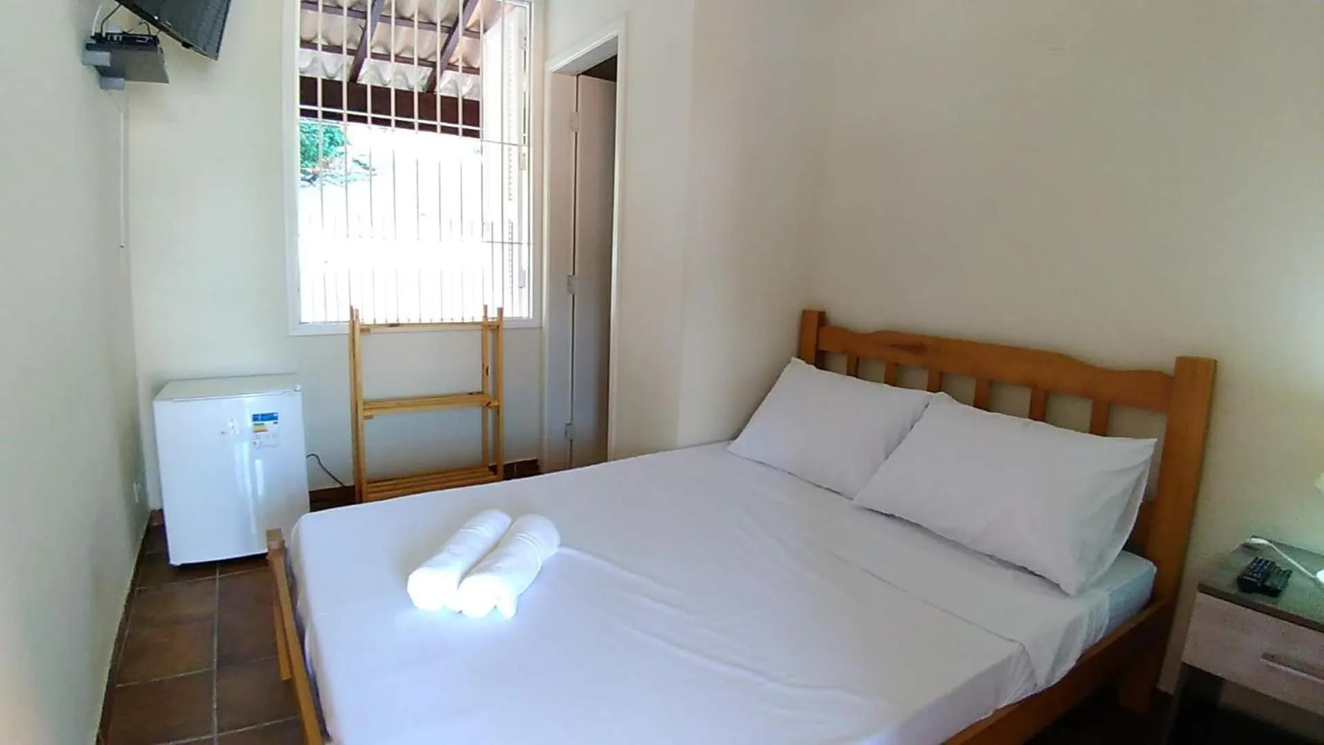 Photo of the whole room, Bed in Pousada Sol do Araçá