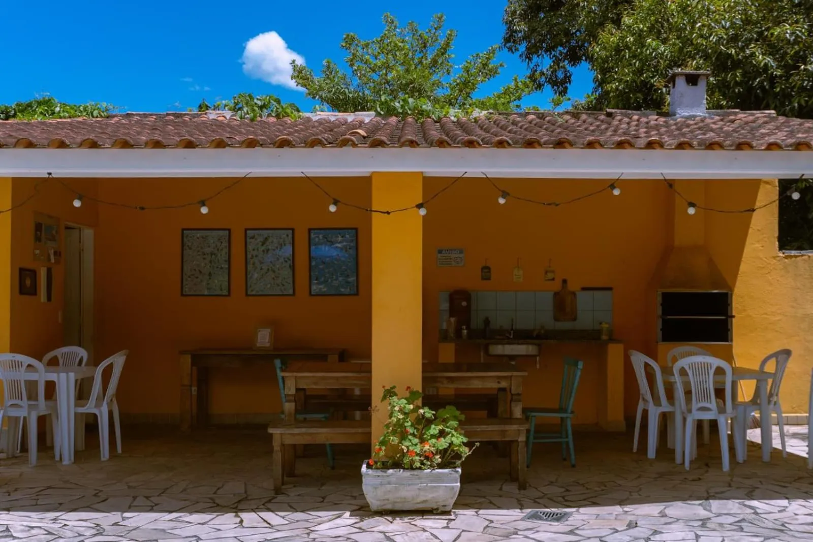 BBQ facilities in Pousada Sol do Araçá