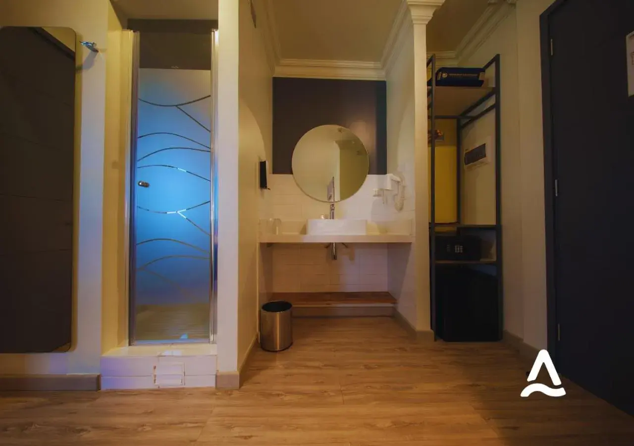 Photo of the whole room, Bed in Almasur Express Punta Arenas Photo of the whole room, Bed in Almasur Express Punta Arenas