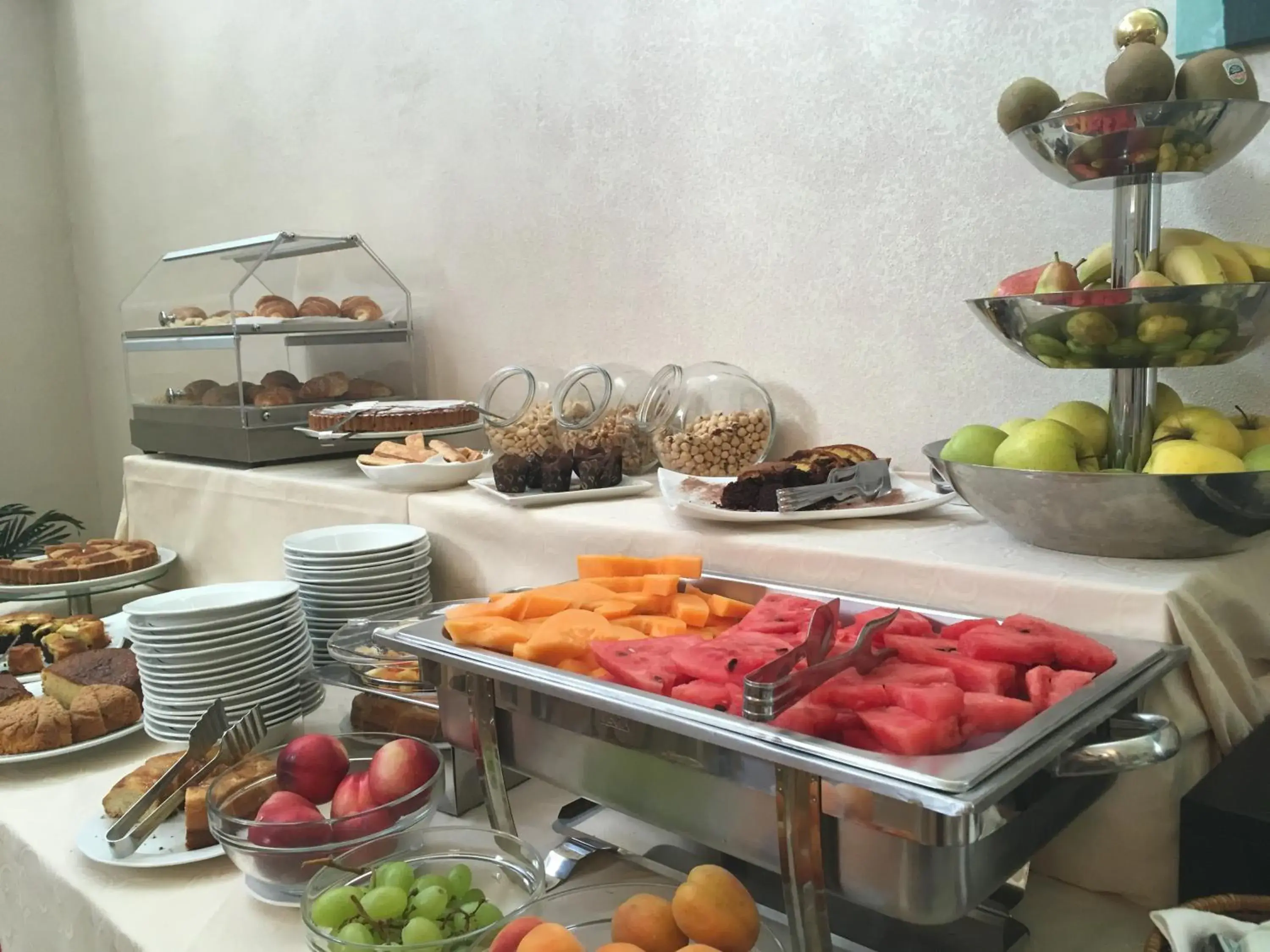 Buffet breakfast in Hotel Langhe & Monferrato Buffet breakfast in Hotel Langhe & Monferrato