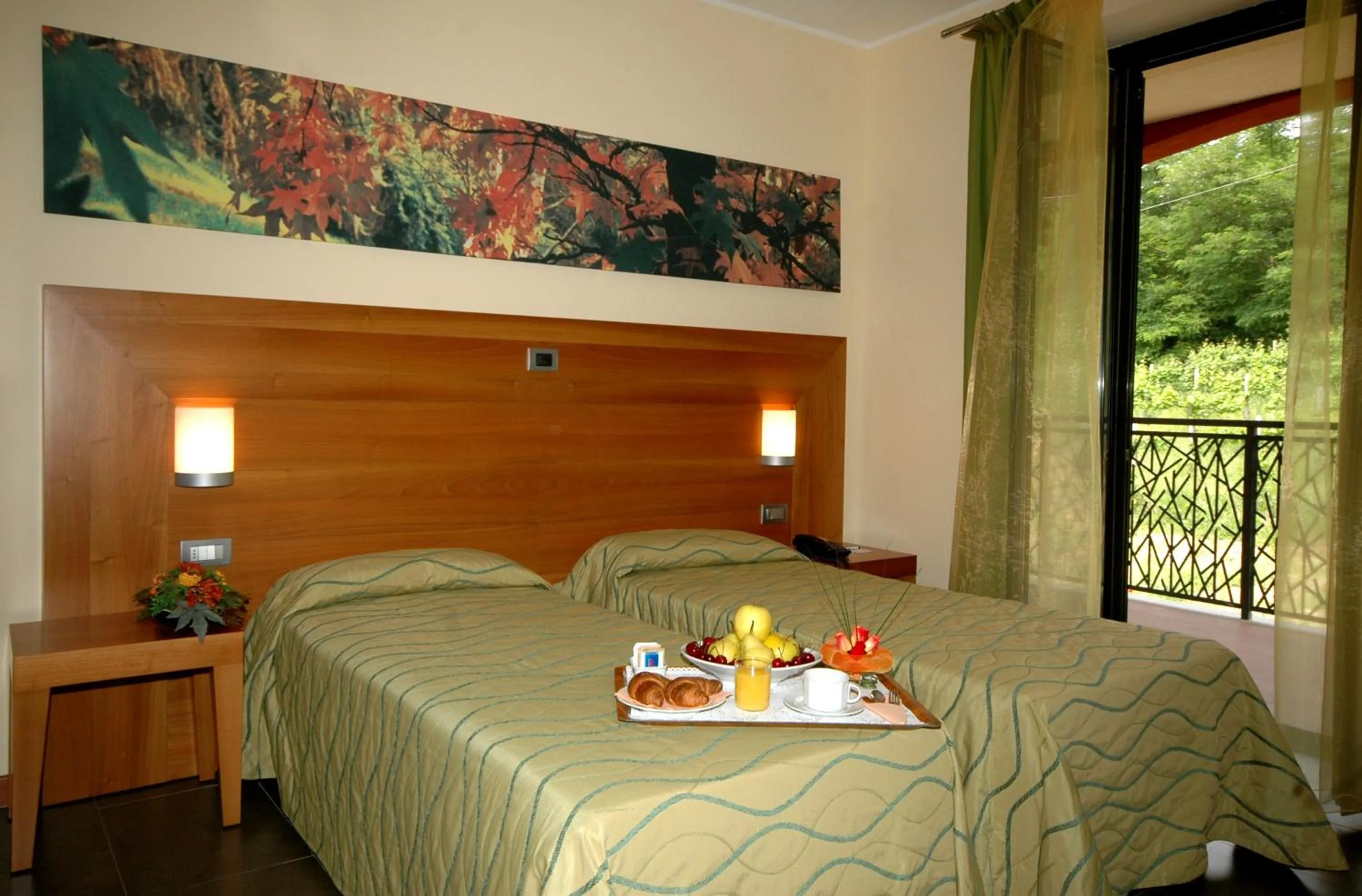 Bed in Hotel Langhe & Monferrato