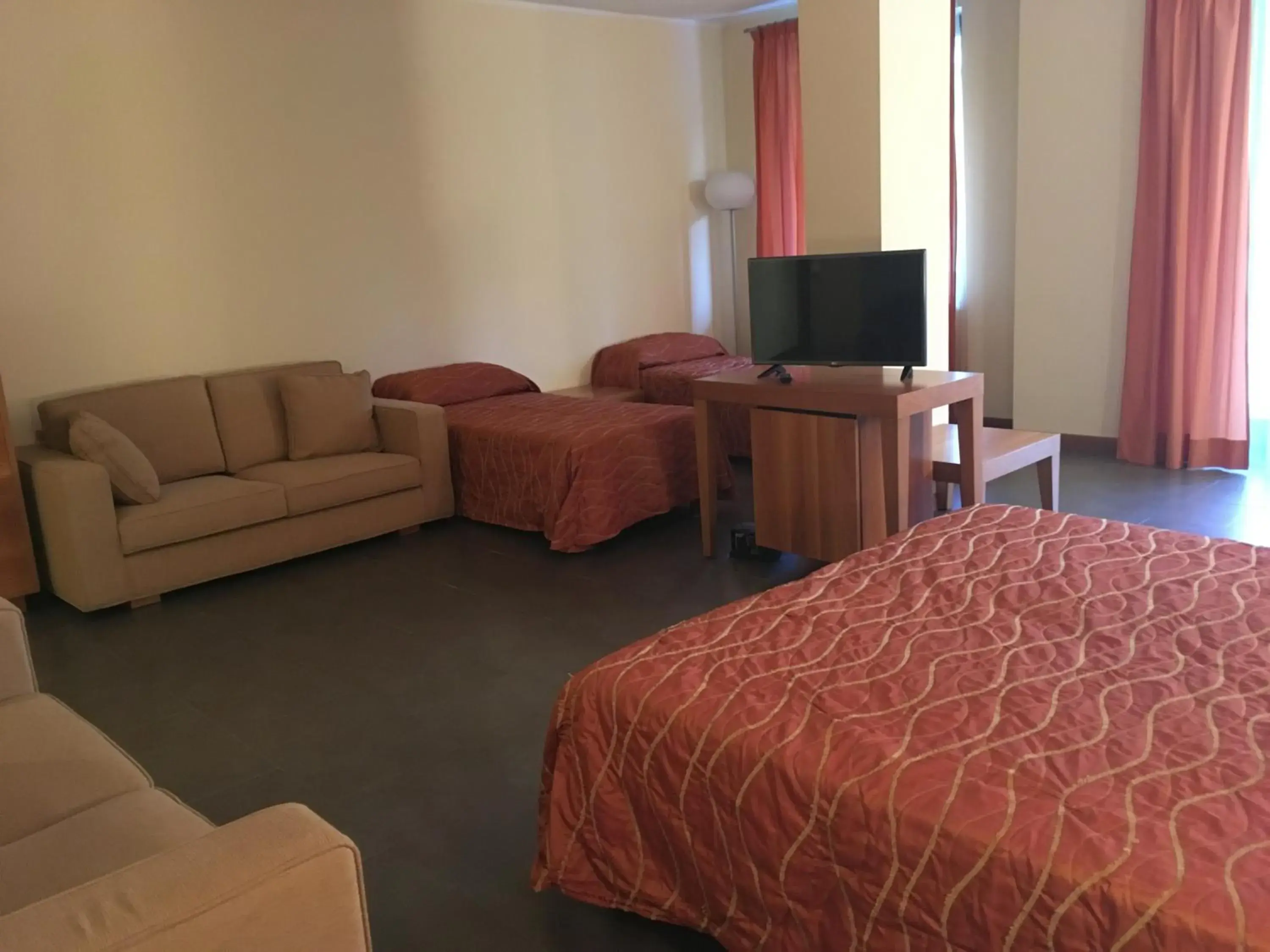 Bed in Hotel Langhe & Monferrato Bed in Hotel Langhe & Monferrato