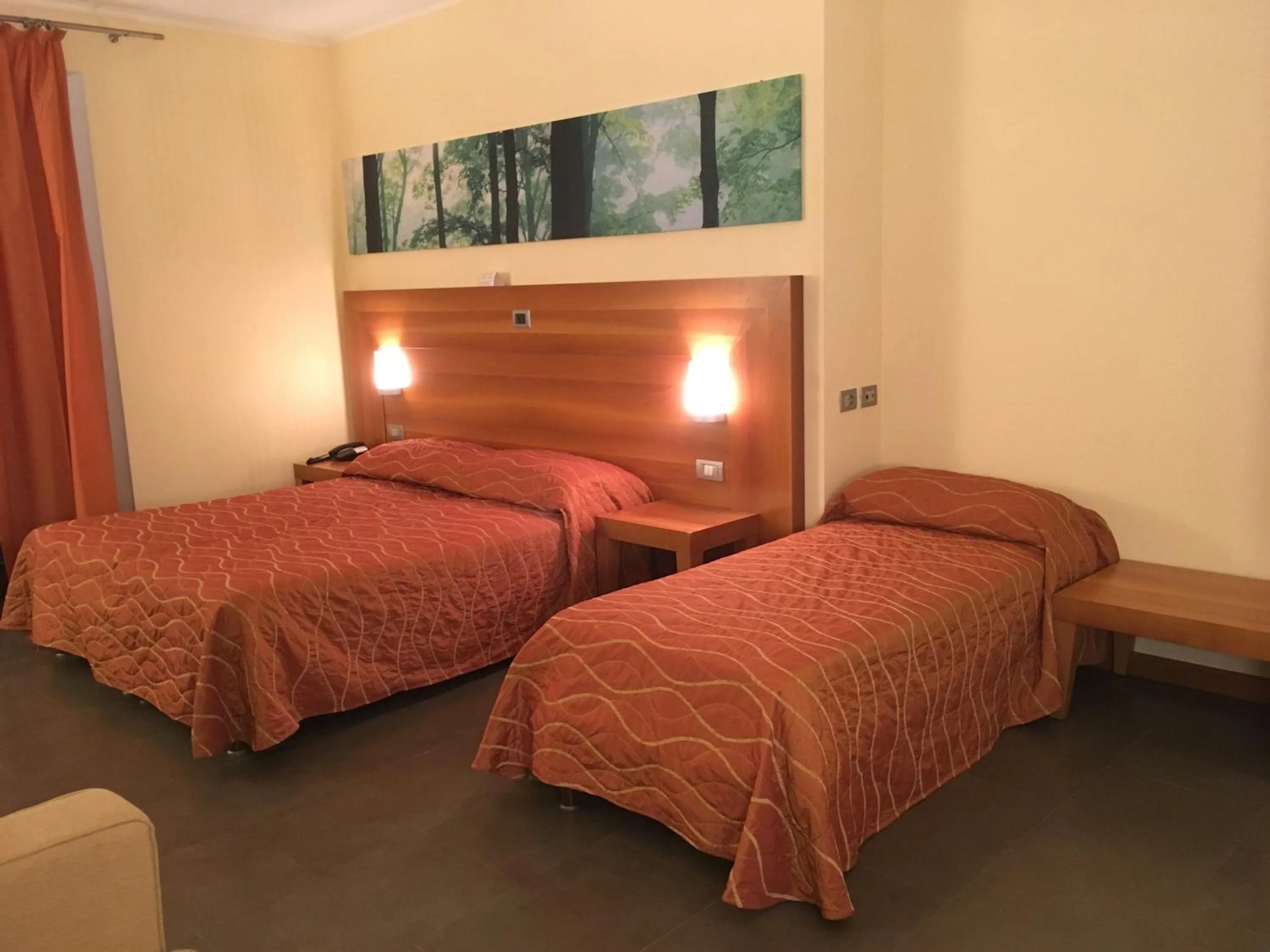 Photo of the whole room, Bed in Hotel Langhe & Monferrato