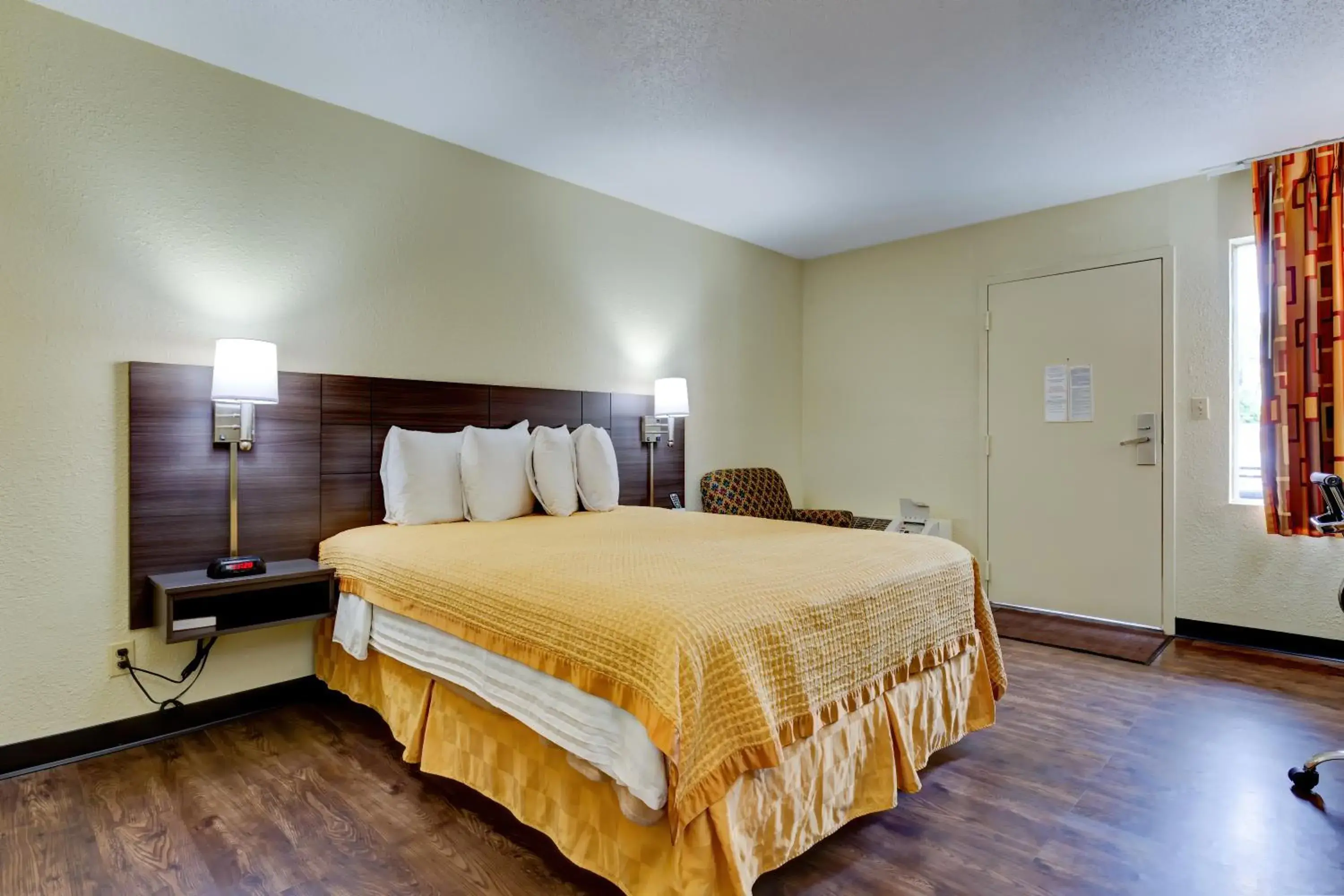 Single Room Smoking - single occupancy in Continental Inn - Charlotte Single Room Smoking - single occupancy in Continental Inn - Charlotte