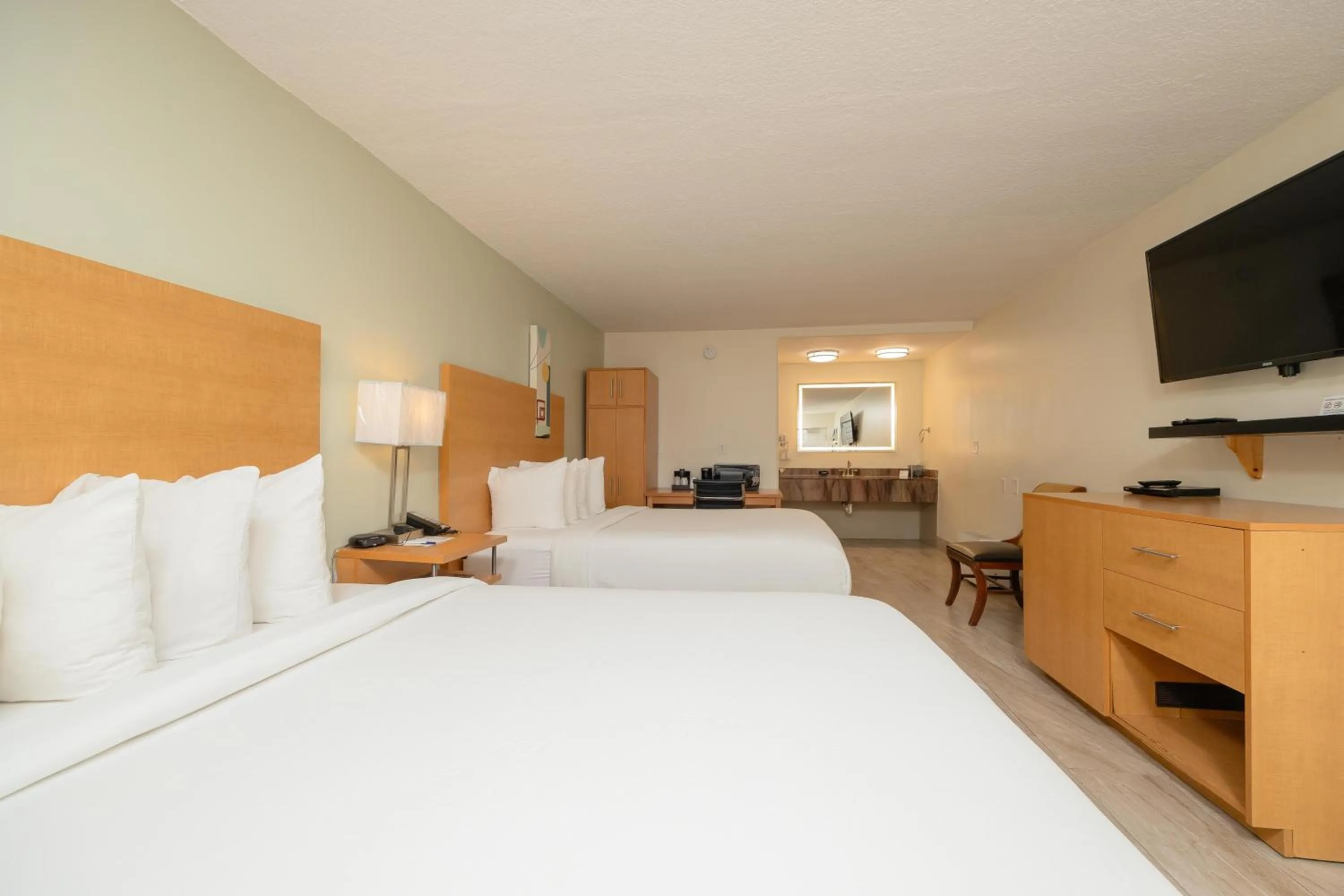 Bedroom, Bed in The Ponce St. Augustine Hotel