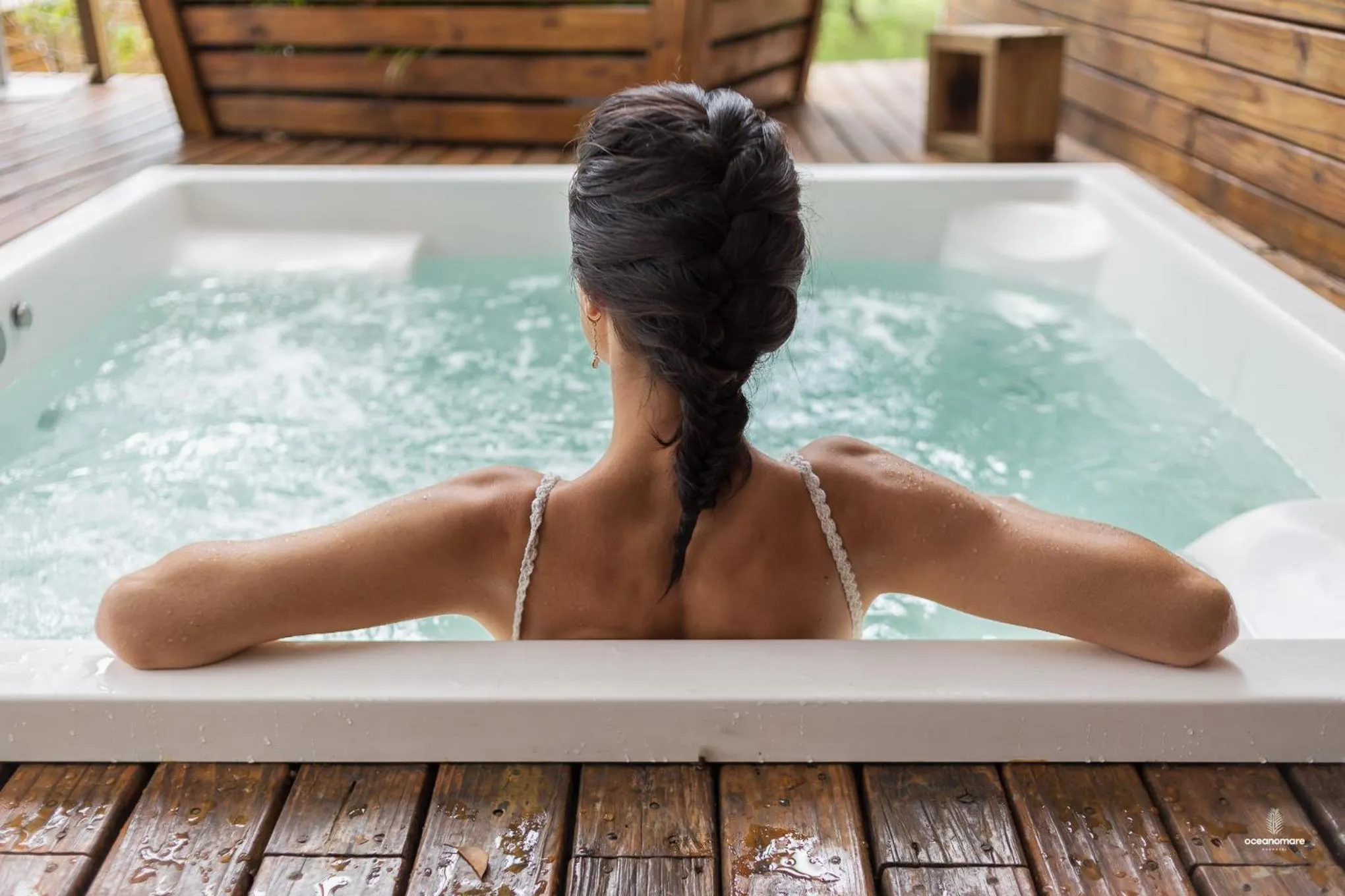 Hot Tub in Eco Hotel Oceanomare