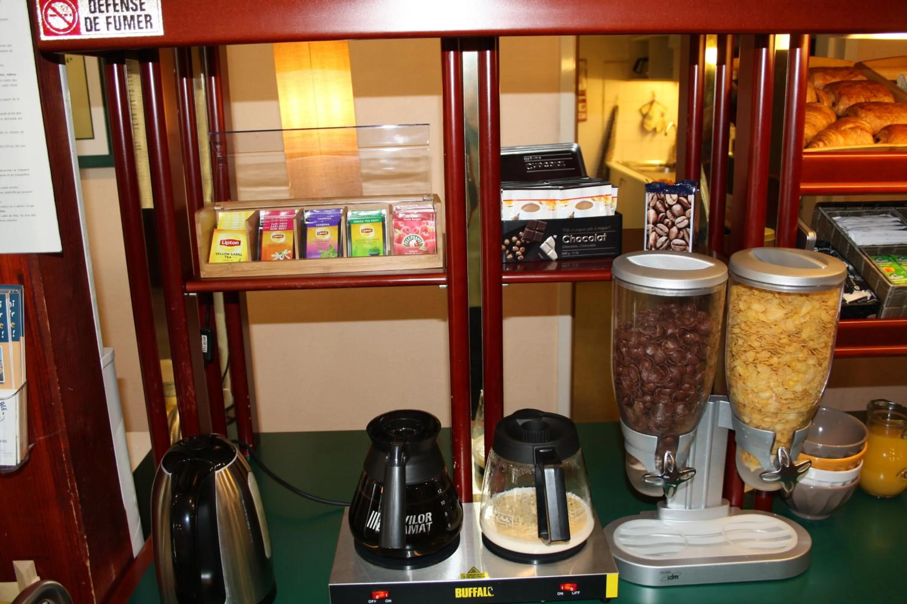 Food and drinks in Hôtel Quick Palace Valence Nord