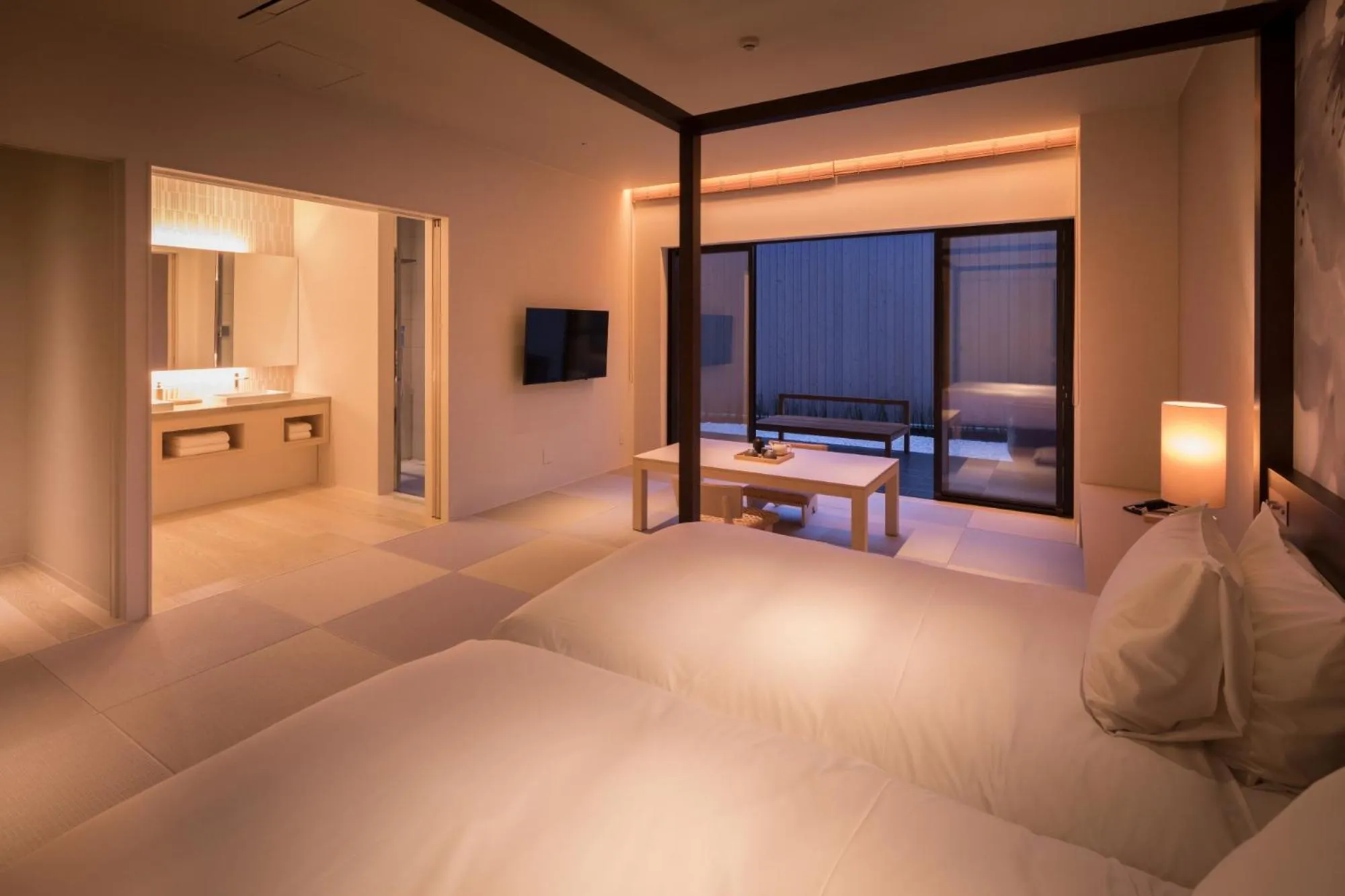 Bed in Solest Takachiho Hotel