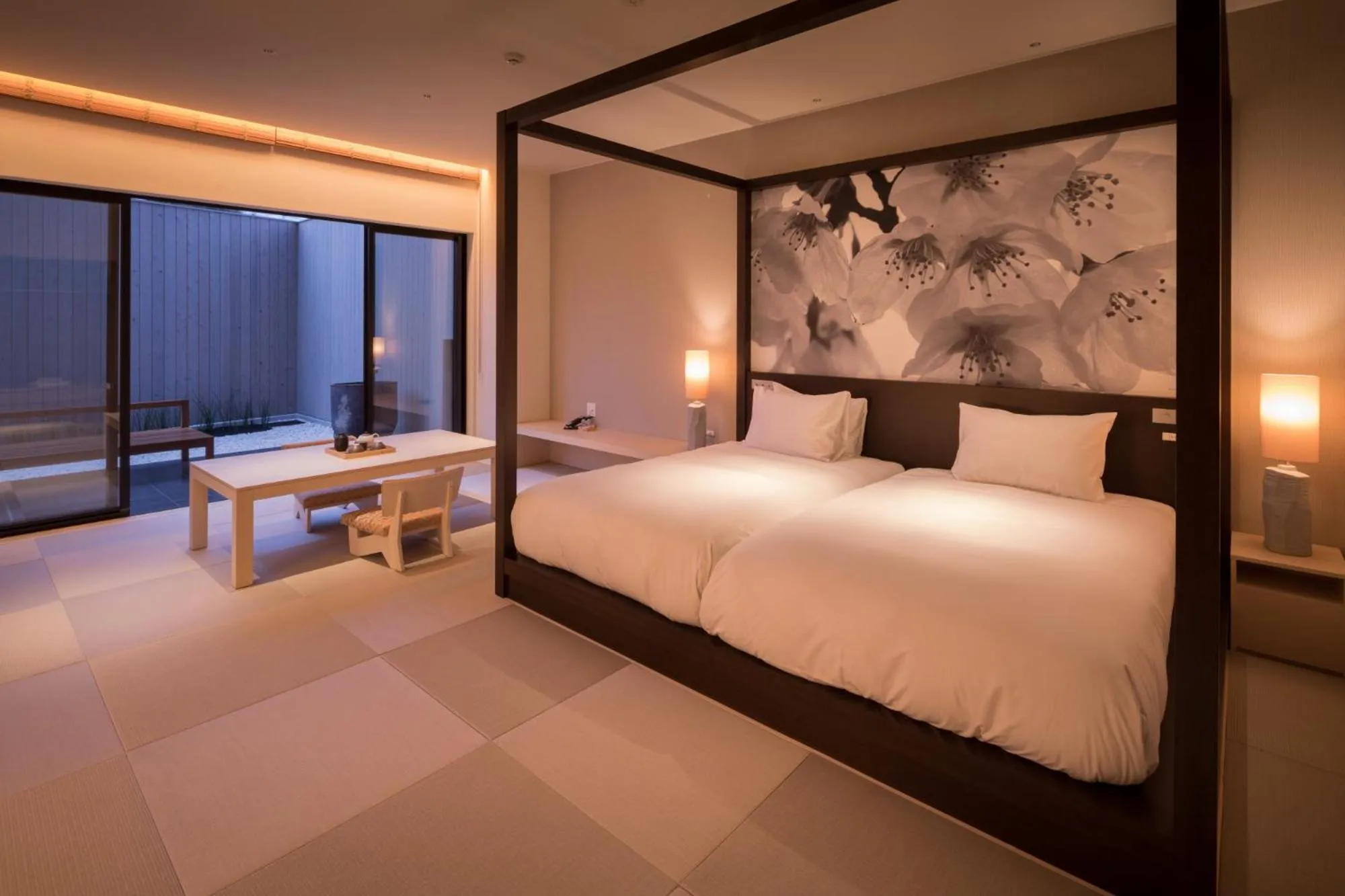 Bed in Solest Takachiho Hotel