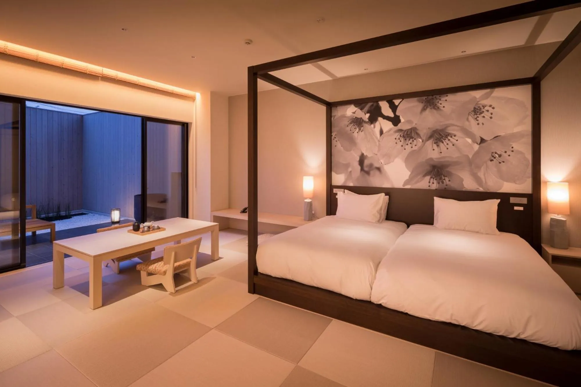 Bed in Solest Takachiho Hotel