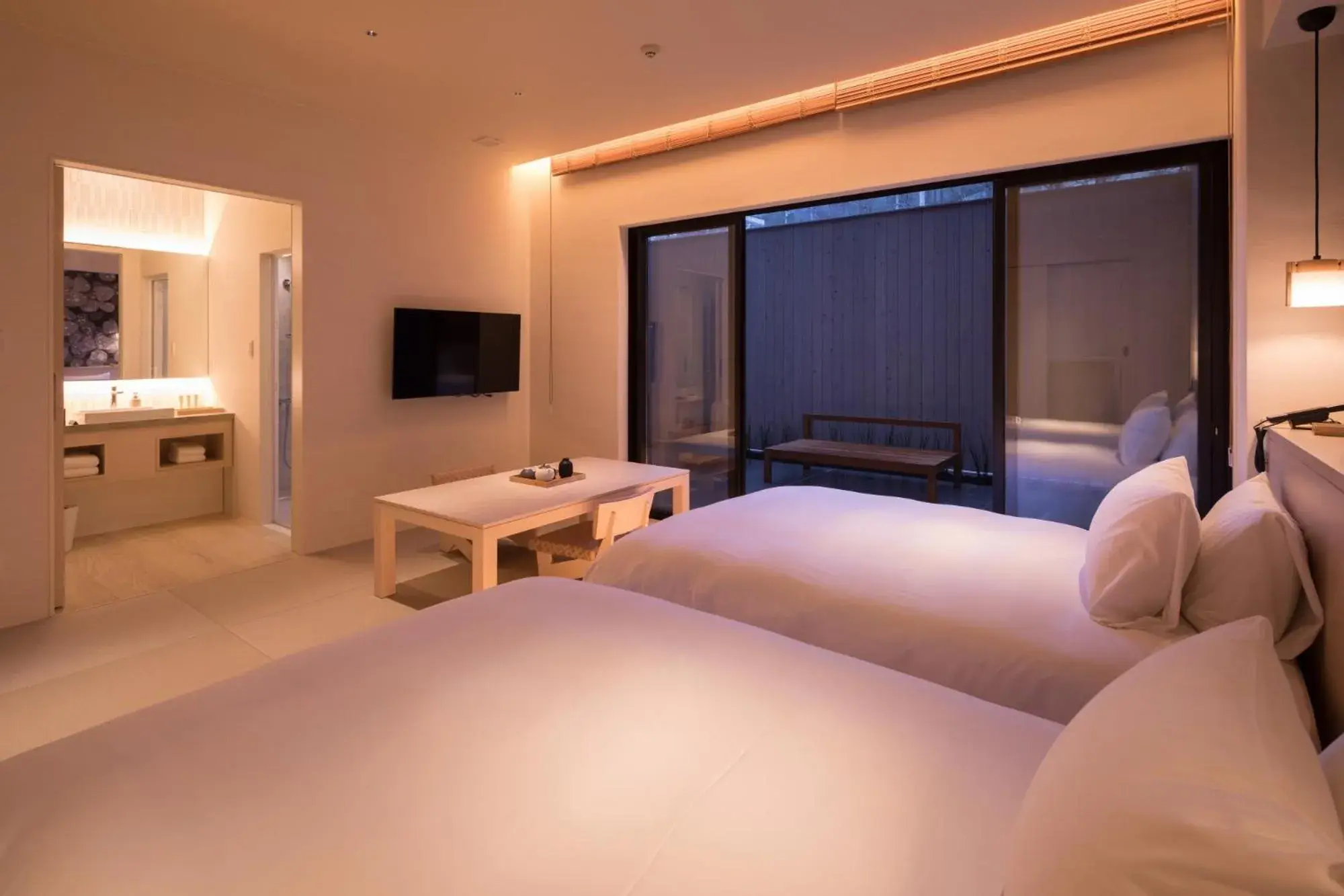 Bed in Solest Takachiho Hotel Bed in Solest Takachiho Hotel