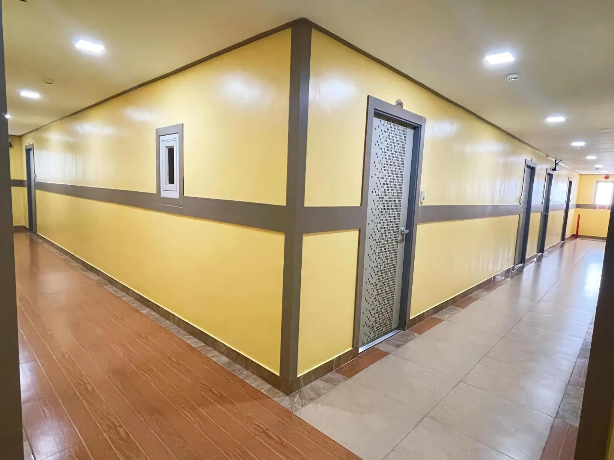 Property building in Jun and Helen Hotel and Restaurant