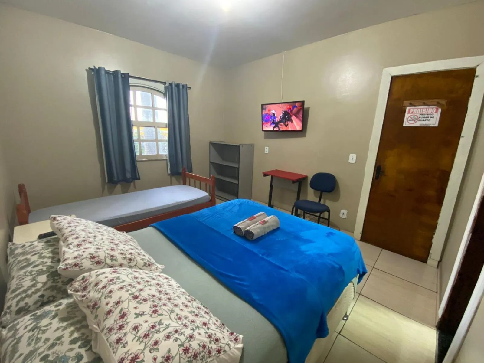 TV and multimedia, Bed in Lurviz Home Suítes