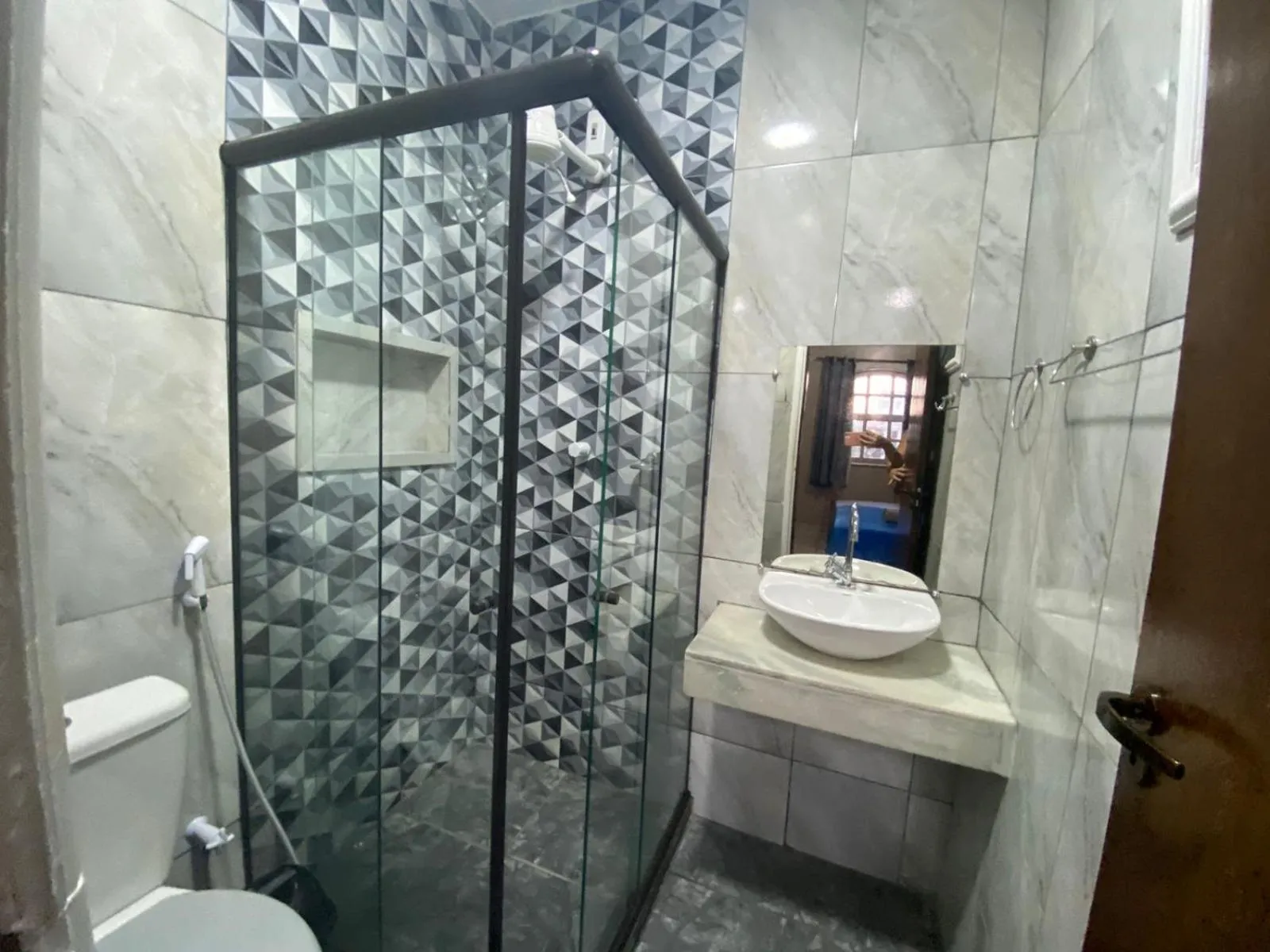 Bathroom in Lurviz Home Suítes