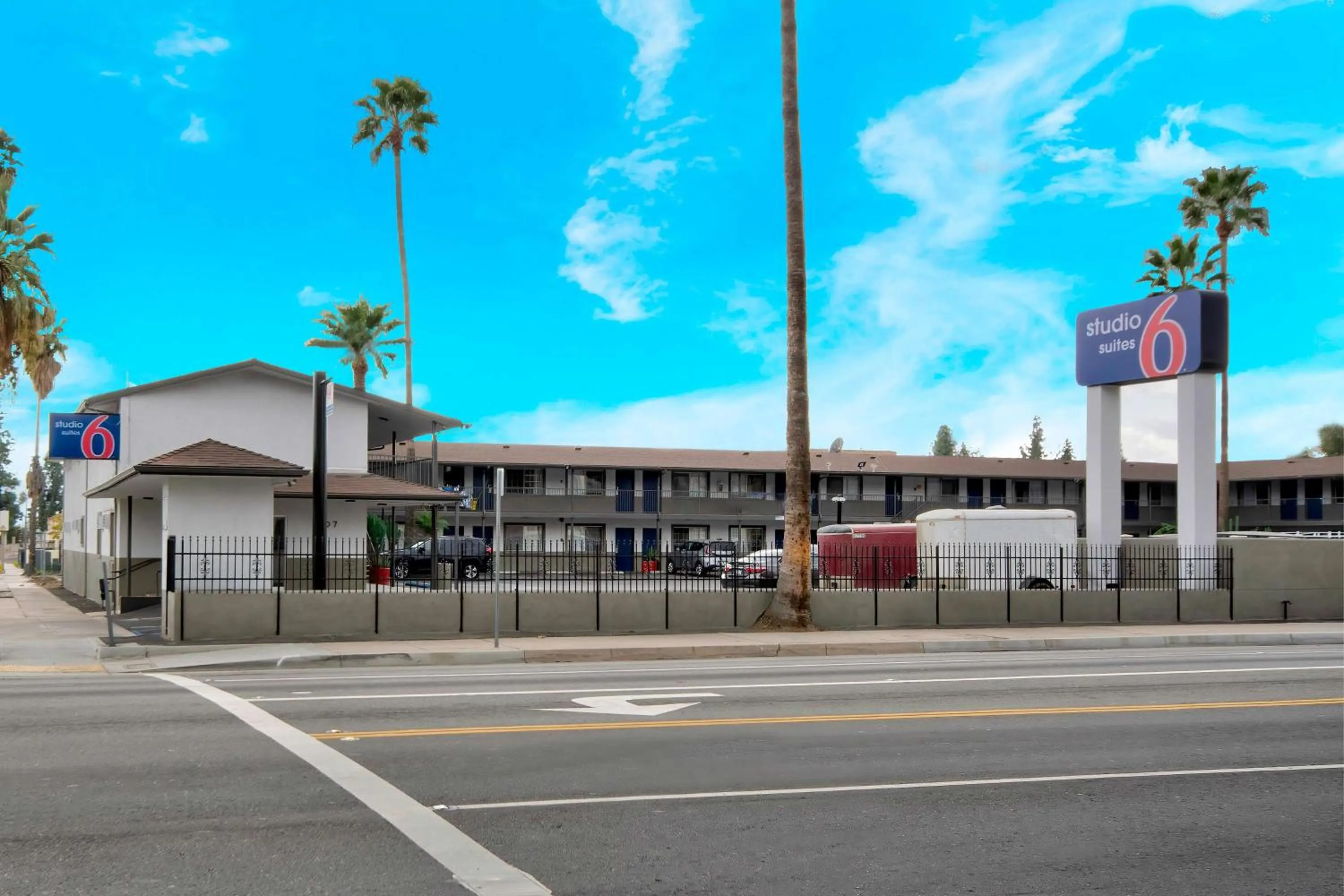 Property building in Studio 6 Suites San Bernardino, CA