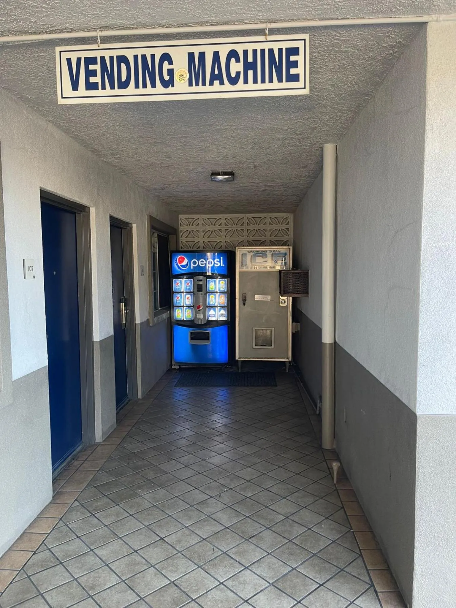 Lobby or reception in Studio 6 Suites San Bernardino, CA