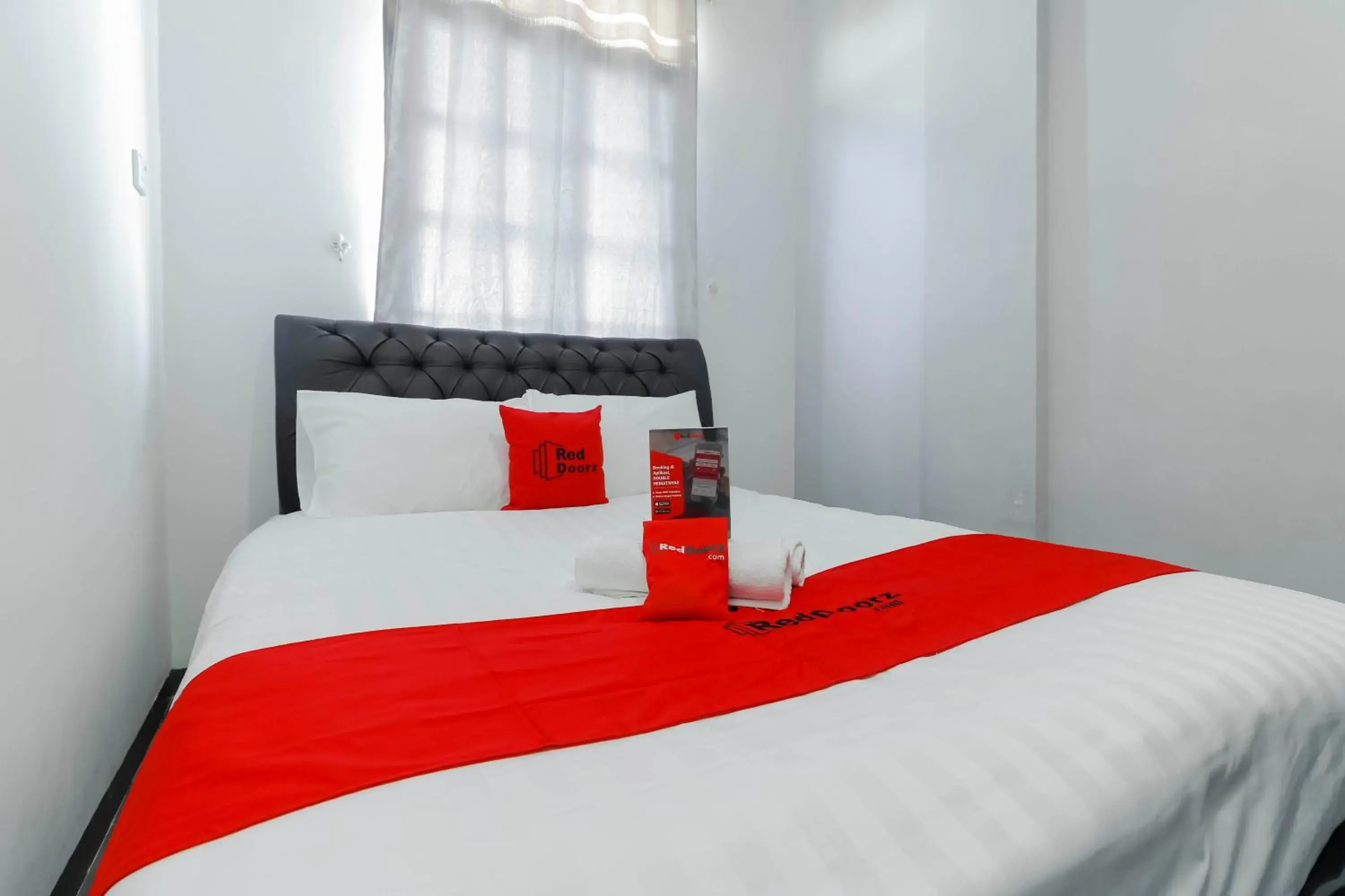 Bedroom, Bed in RedDoorz Plus near Batam City Square Bedroom, Bed in RedDoorz Plus near Batam City Square