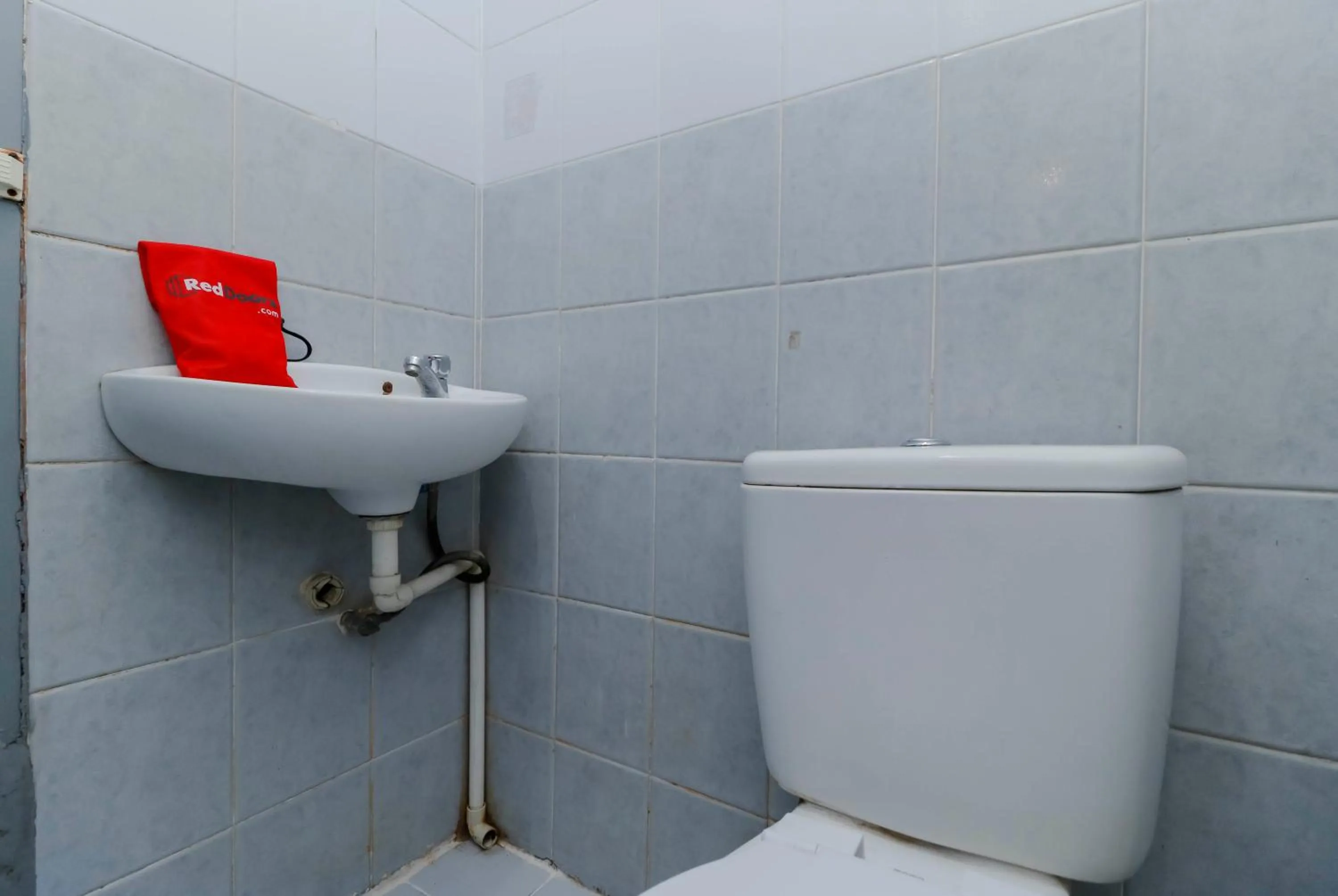 Bedroom in RedDoorz Plus near Batam City Square