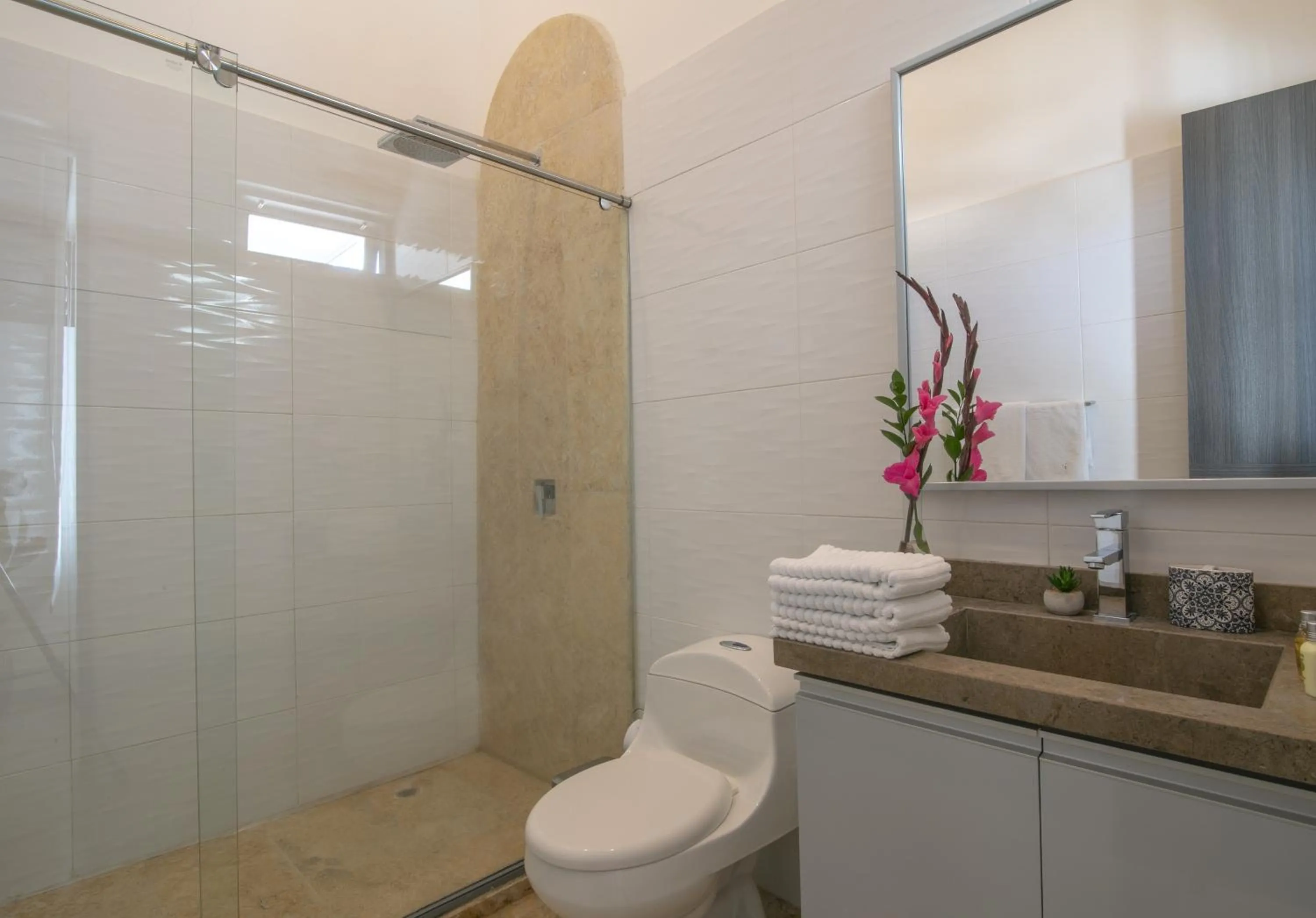 Bathroom in El Cactus Luxury Apartments in Historic Center