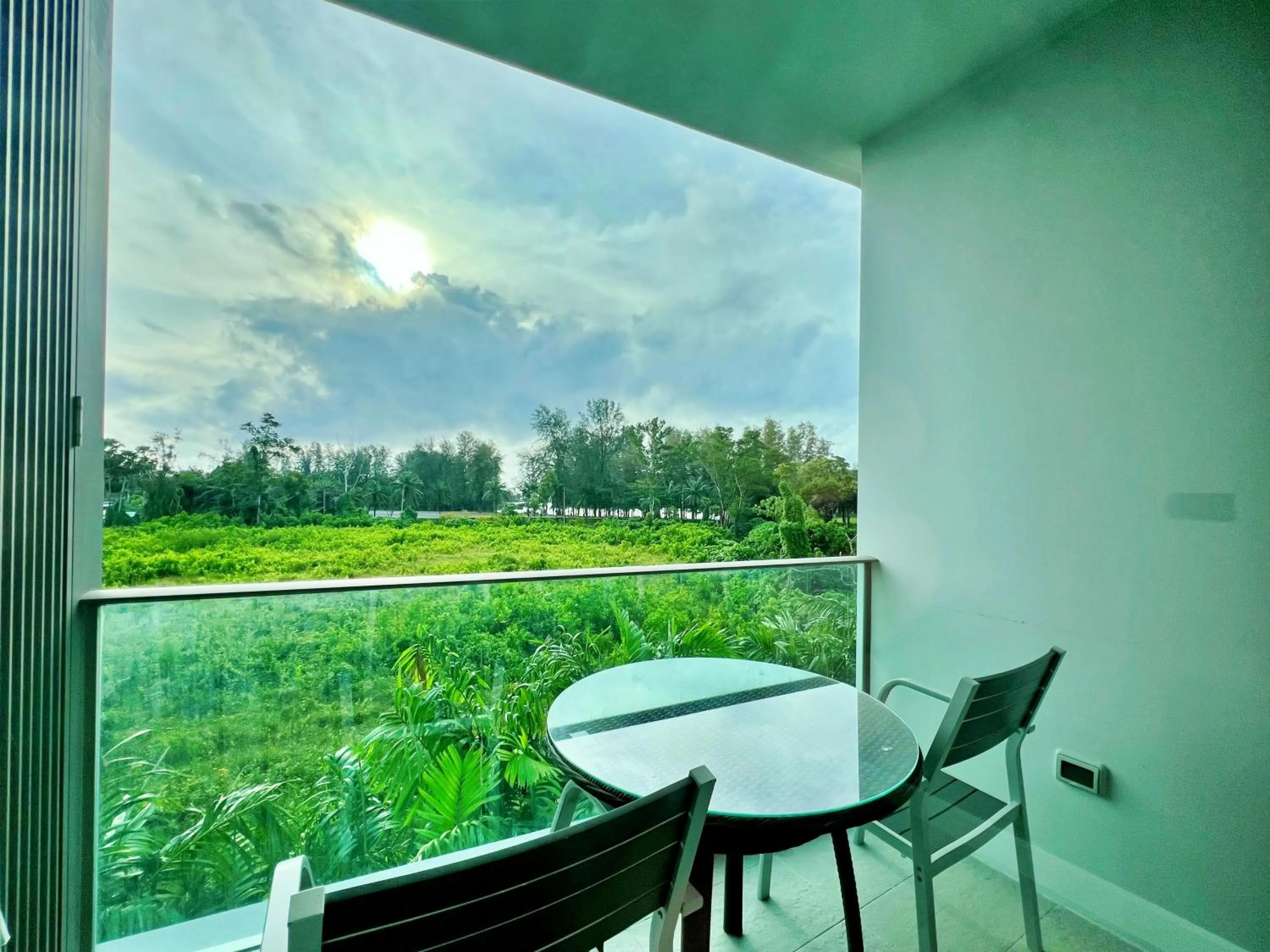 Balcony/Terrace in Oceanstone by RESAVA