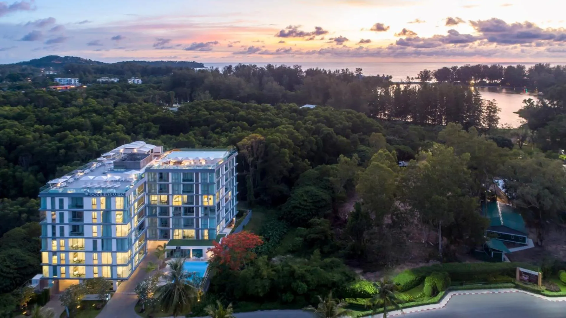 Bird's-eye View in Oceanstone by Resava