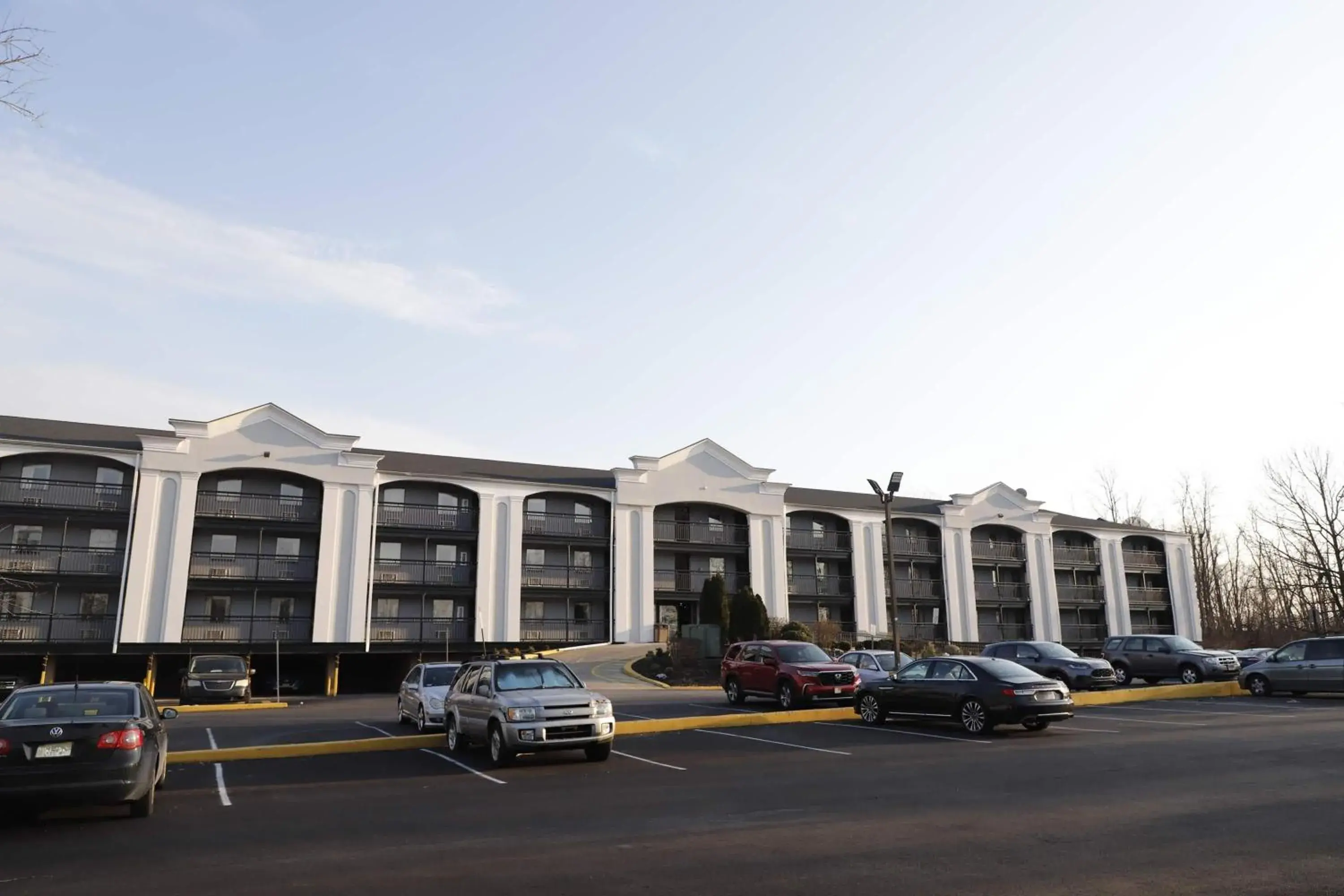 Property building in TraveIodge by Wyndham Parsippany Property building in TraveIodge by Wyndham Parsippany