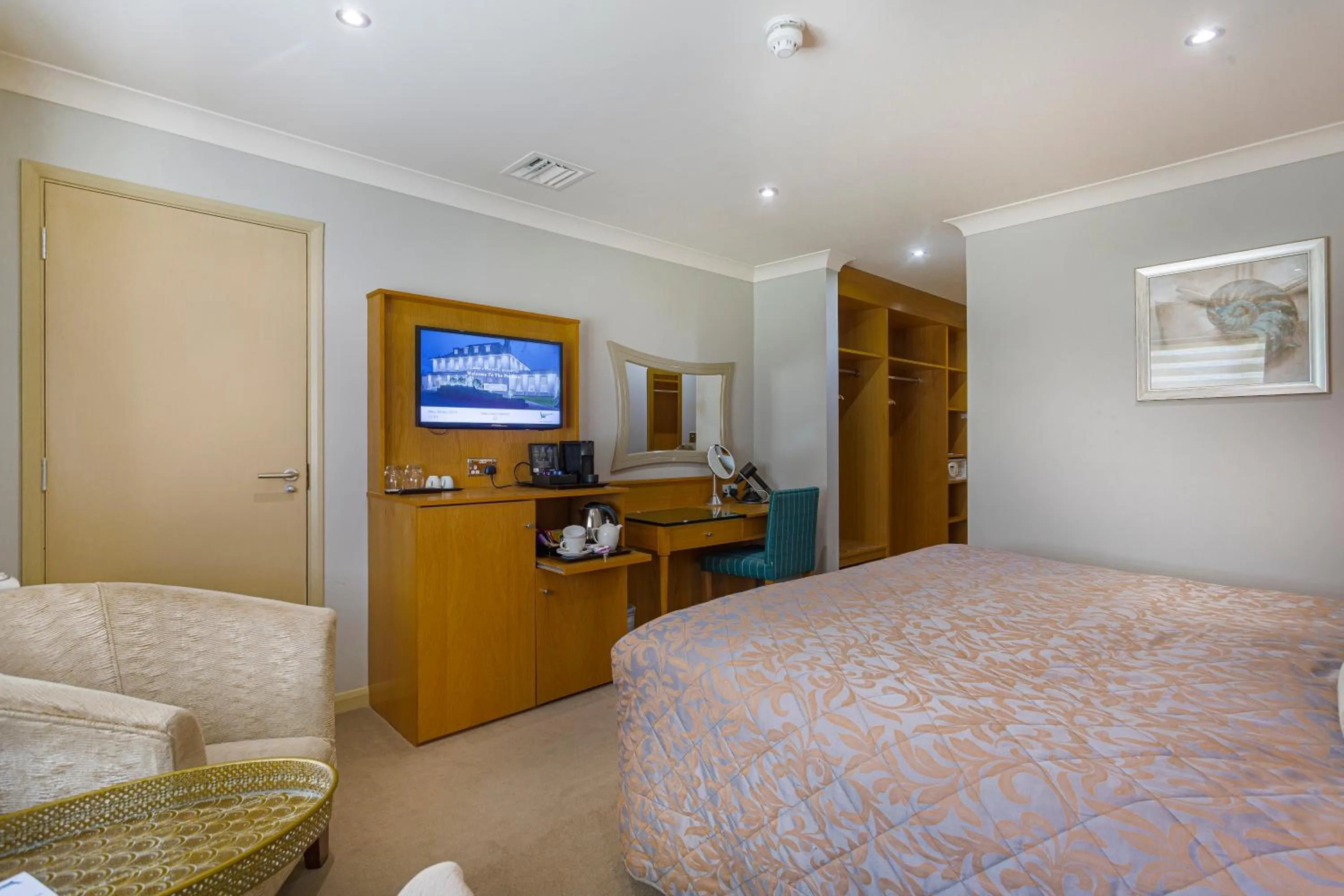 Bed in The Pheasant Hotel, Holt, Norfolk - The Coaching Inn Group