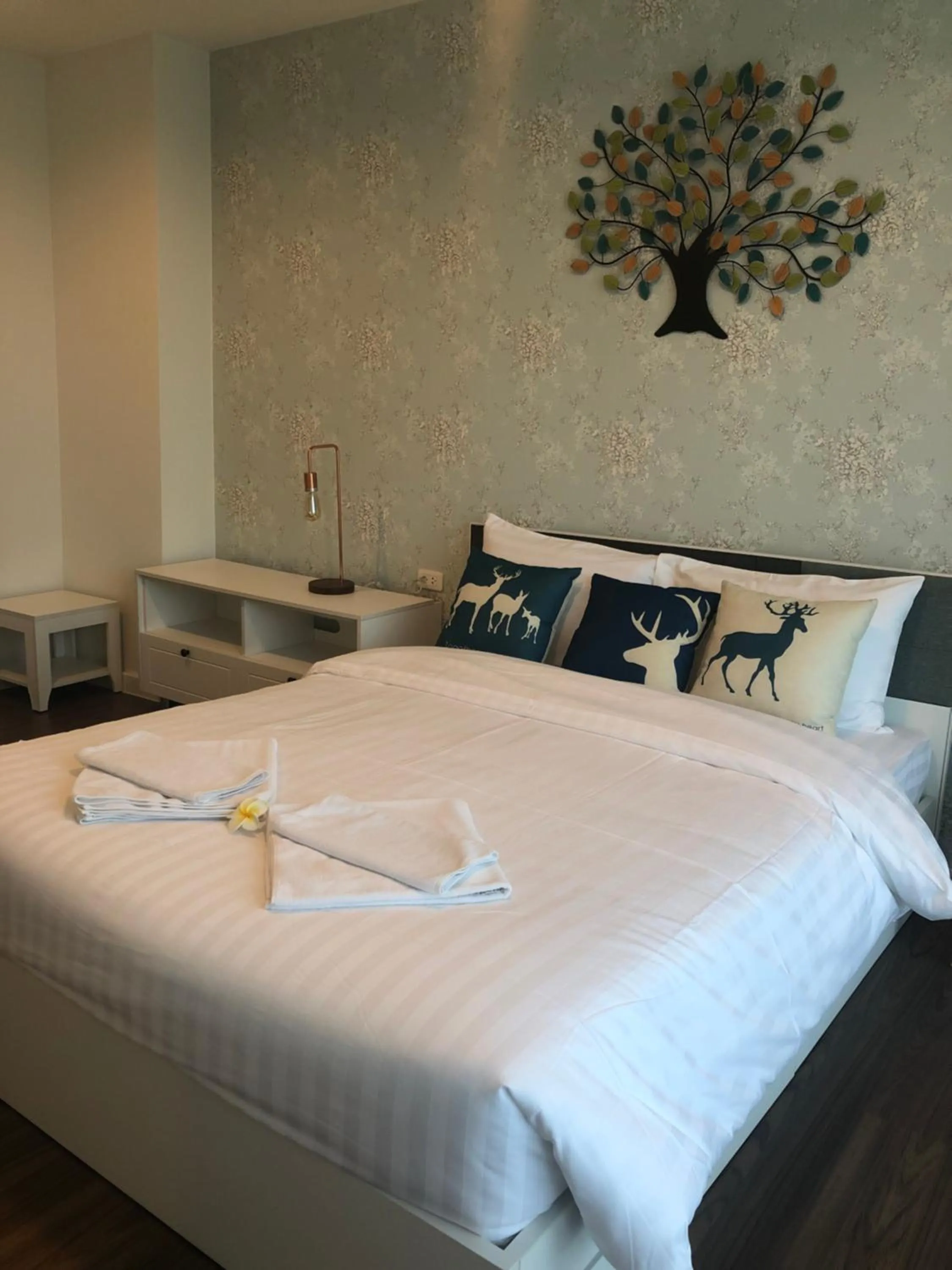 Bed in Courtyard khaoyai by JP