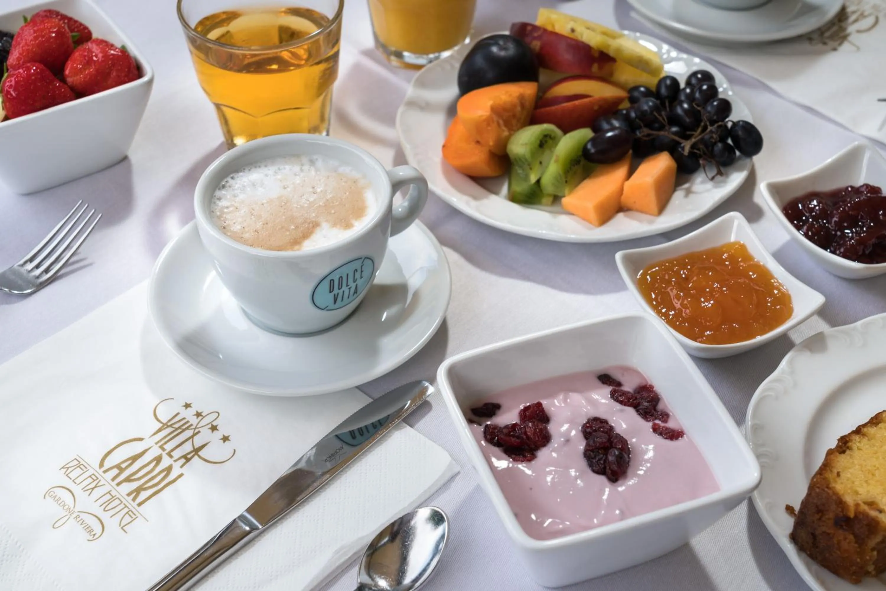 Breakfast in Hotel Villa Capri