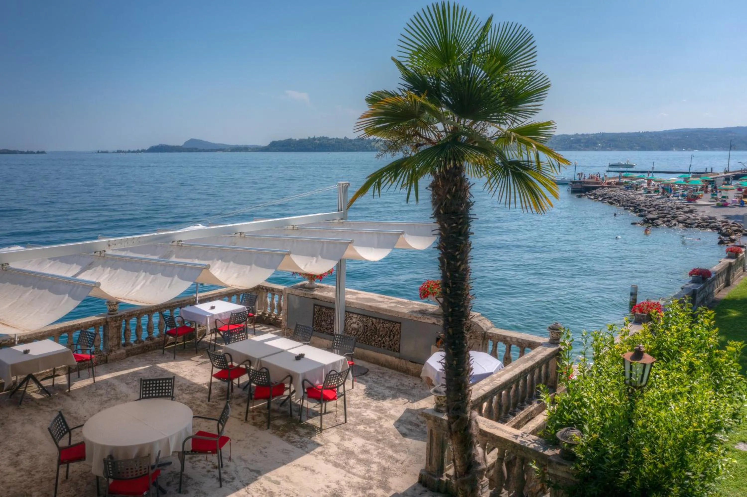 Restaurant/places to eat in Hotel Villa Capri