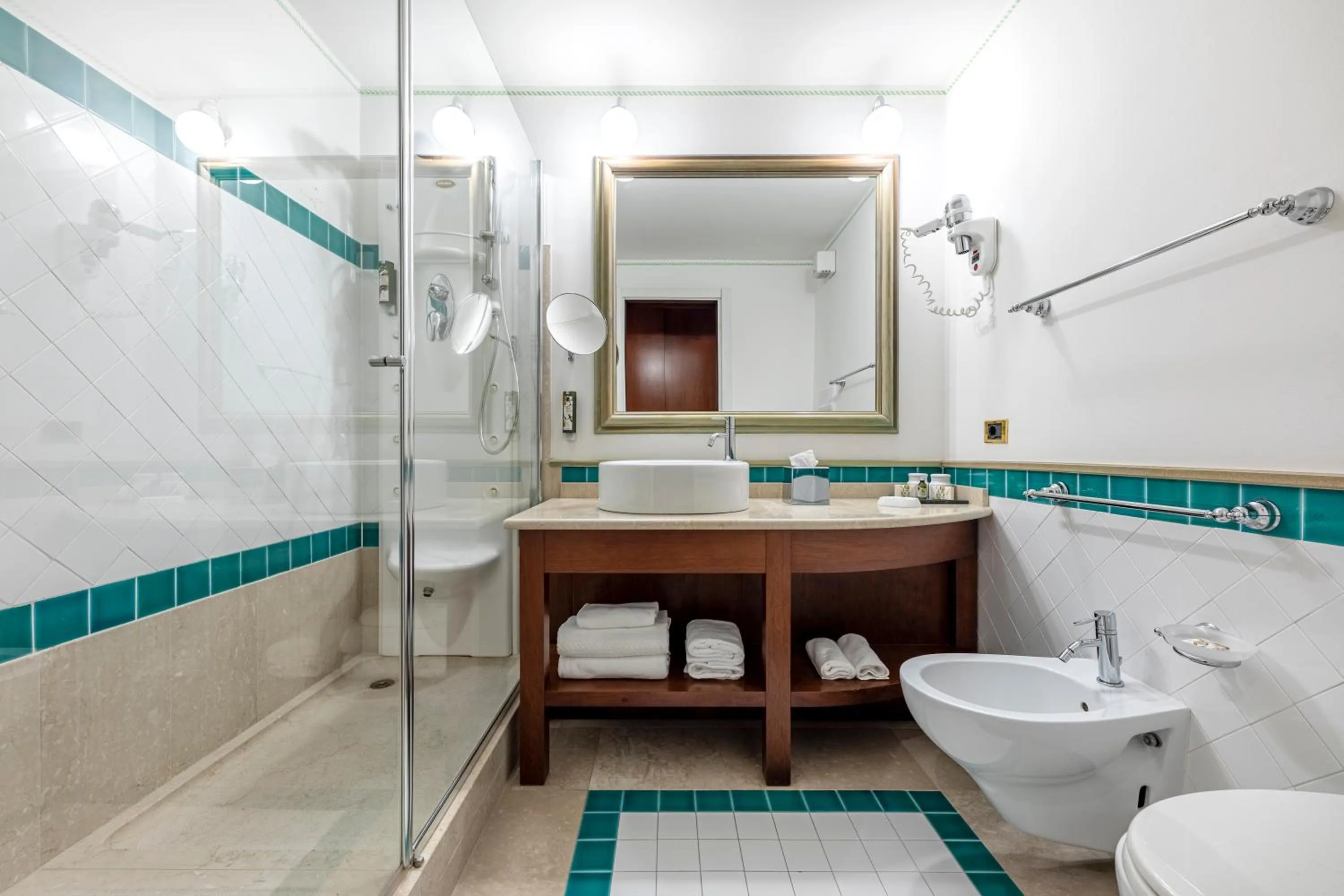 Bathroom in Hotel Villa Capri