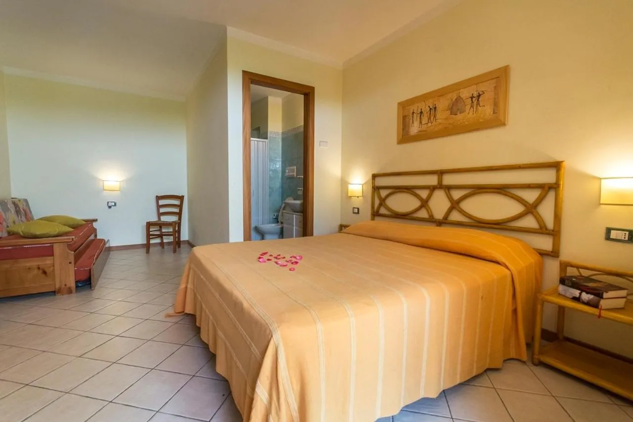 Photo of the whole room, Bed in Residence Torre Delle Viole