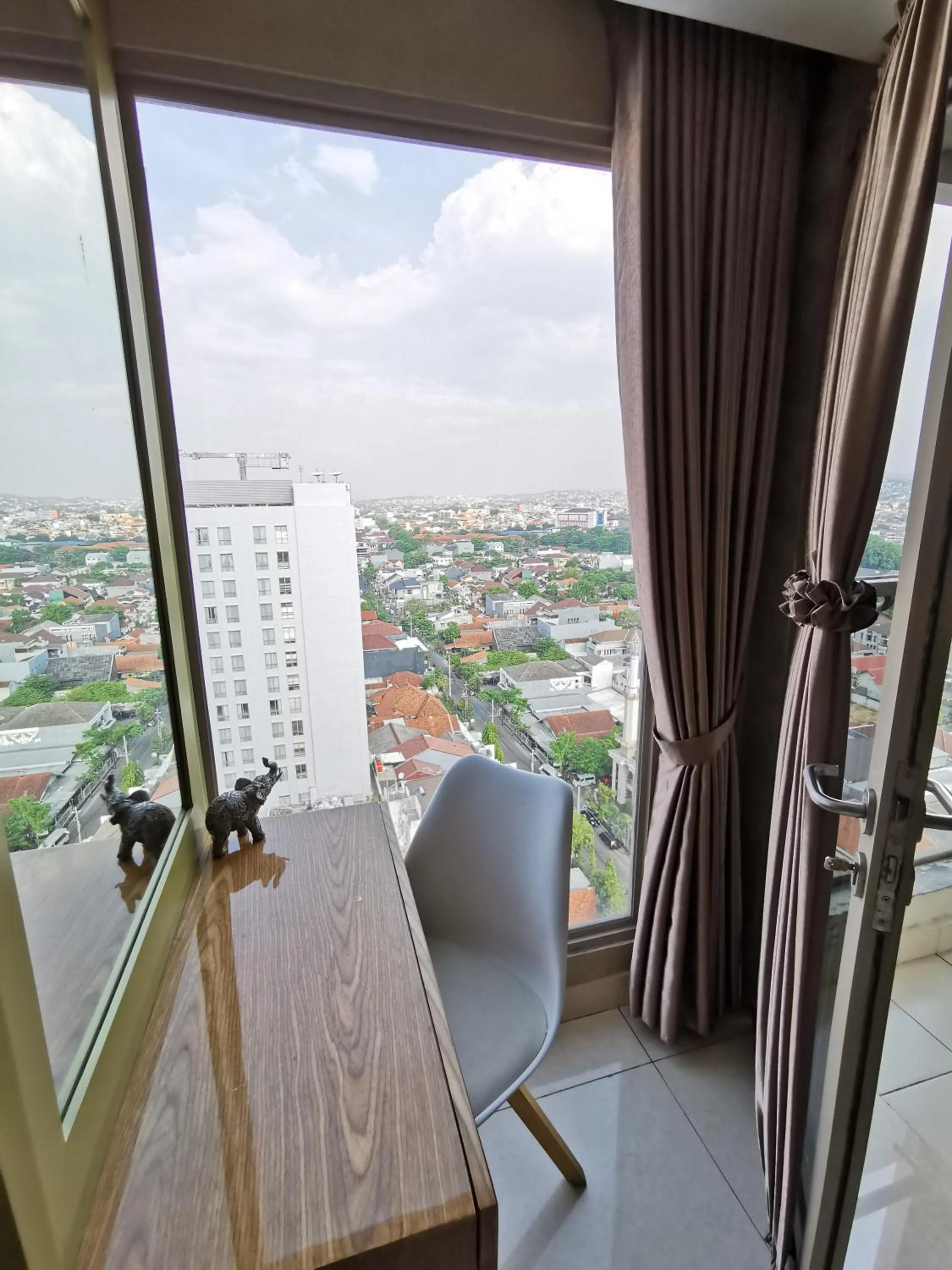 View (from property/room) in Warhol Residence Semarang Simpang Lima