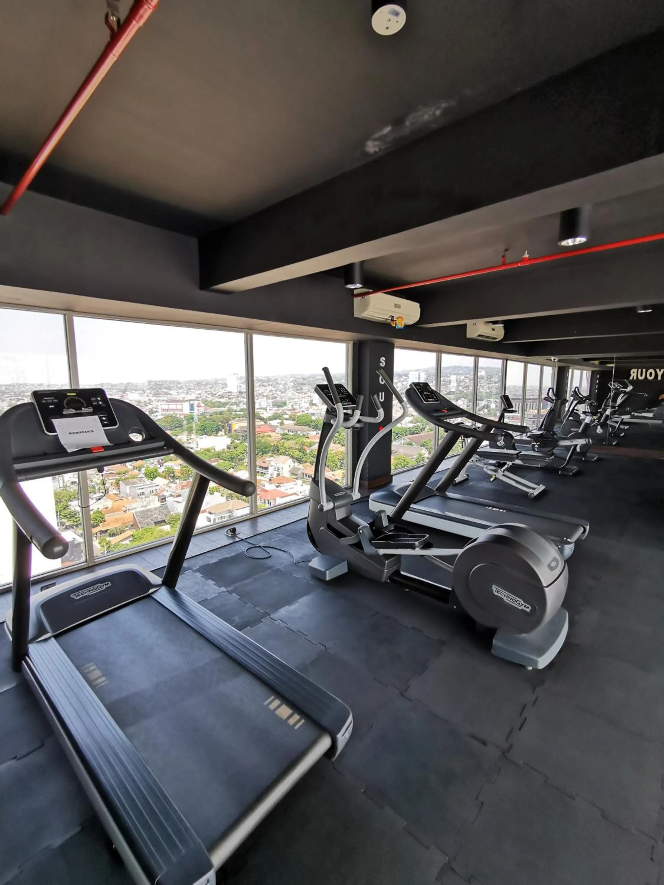 Fitness centre/facilities in Warhol Residence Semarang Simpang Lima