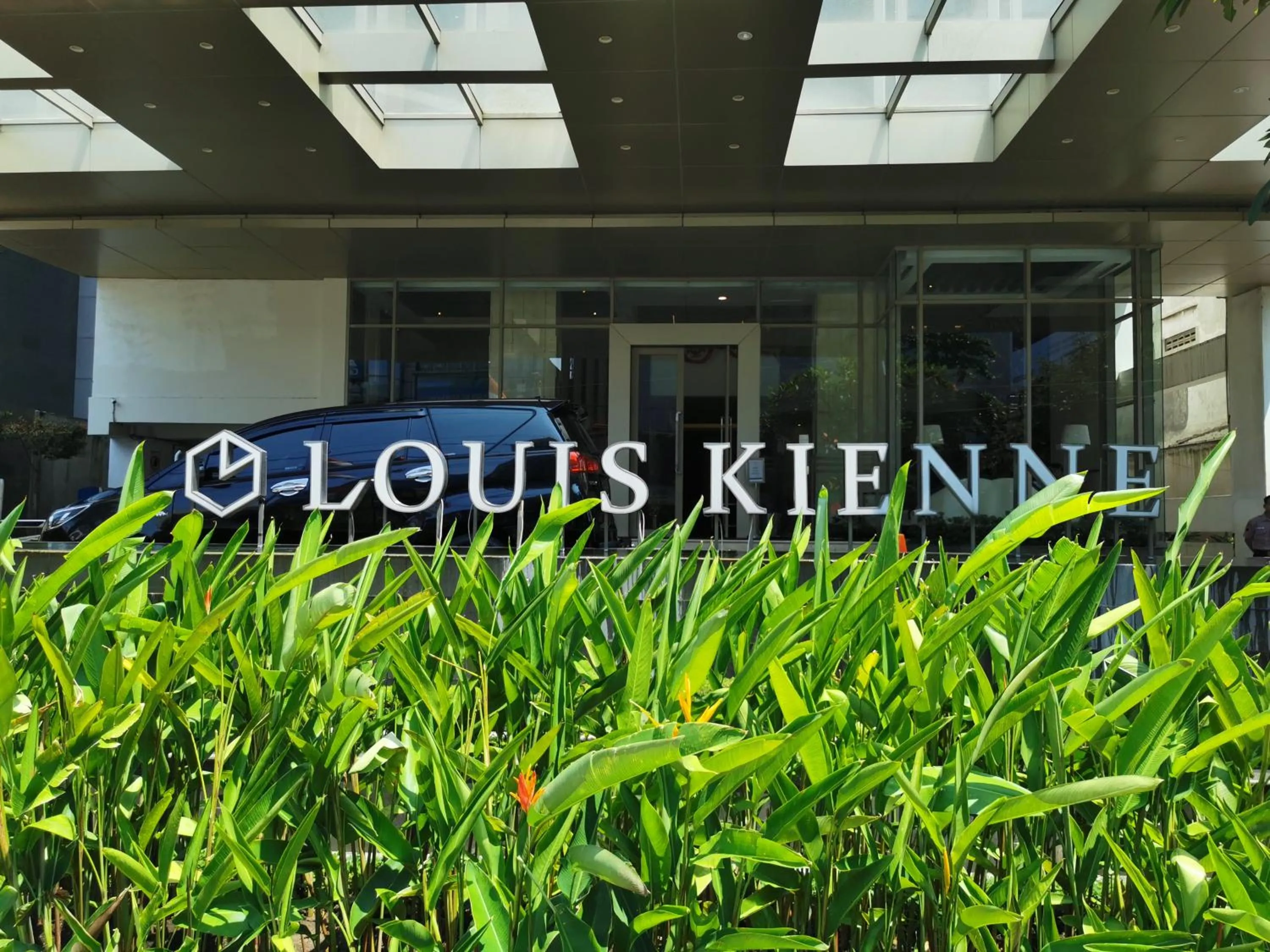 Facade/entrance in Warhol Residence Semarang Simpang Lima