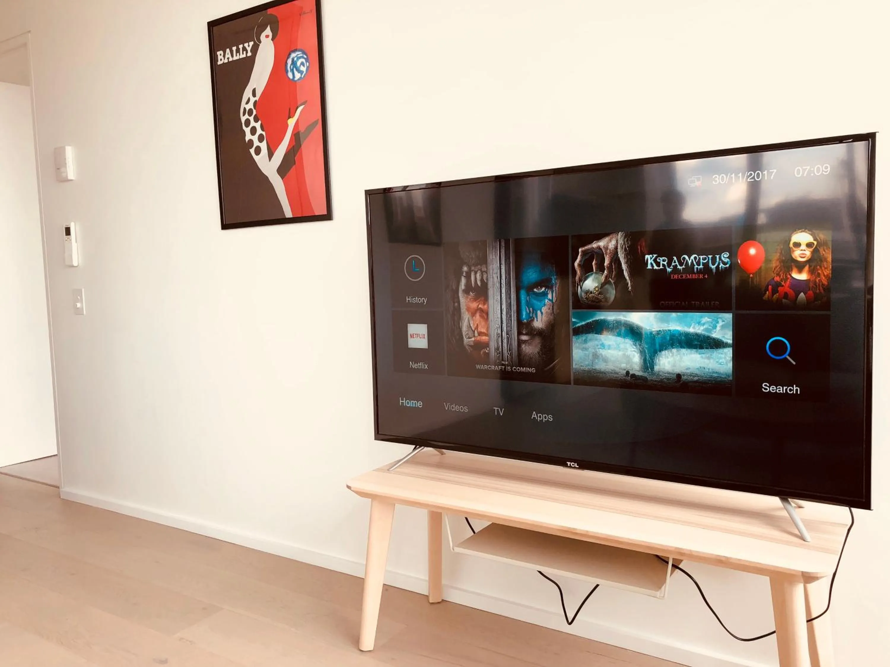 TV and multimedia in Winston Apartments Docklands