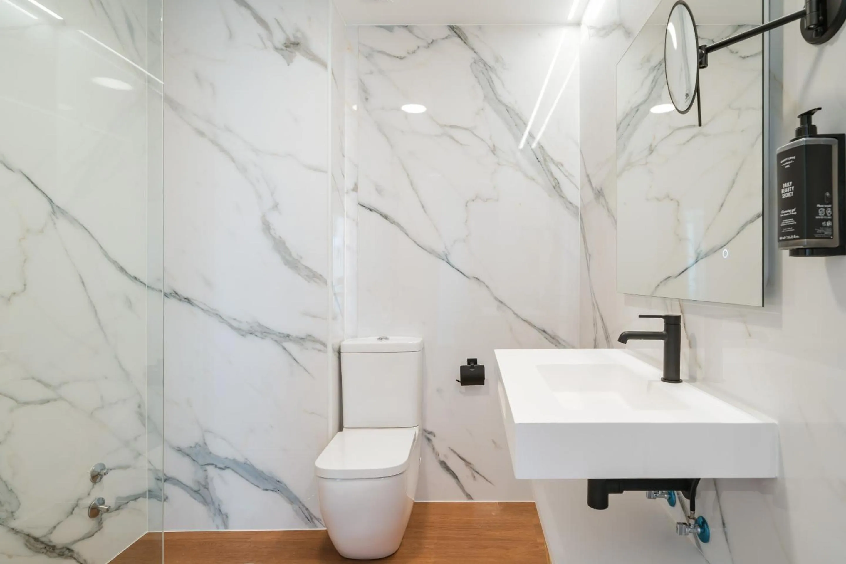 Shower in Limehome Benidorm Calle Mayor