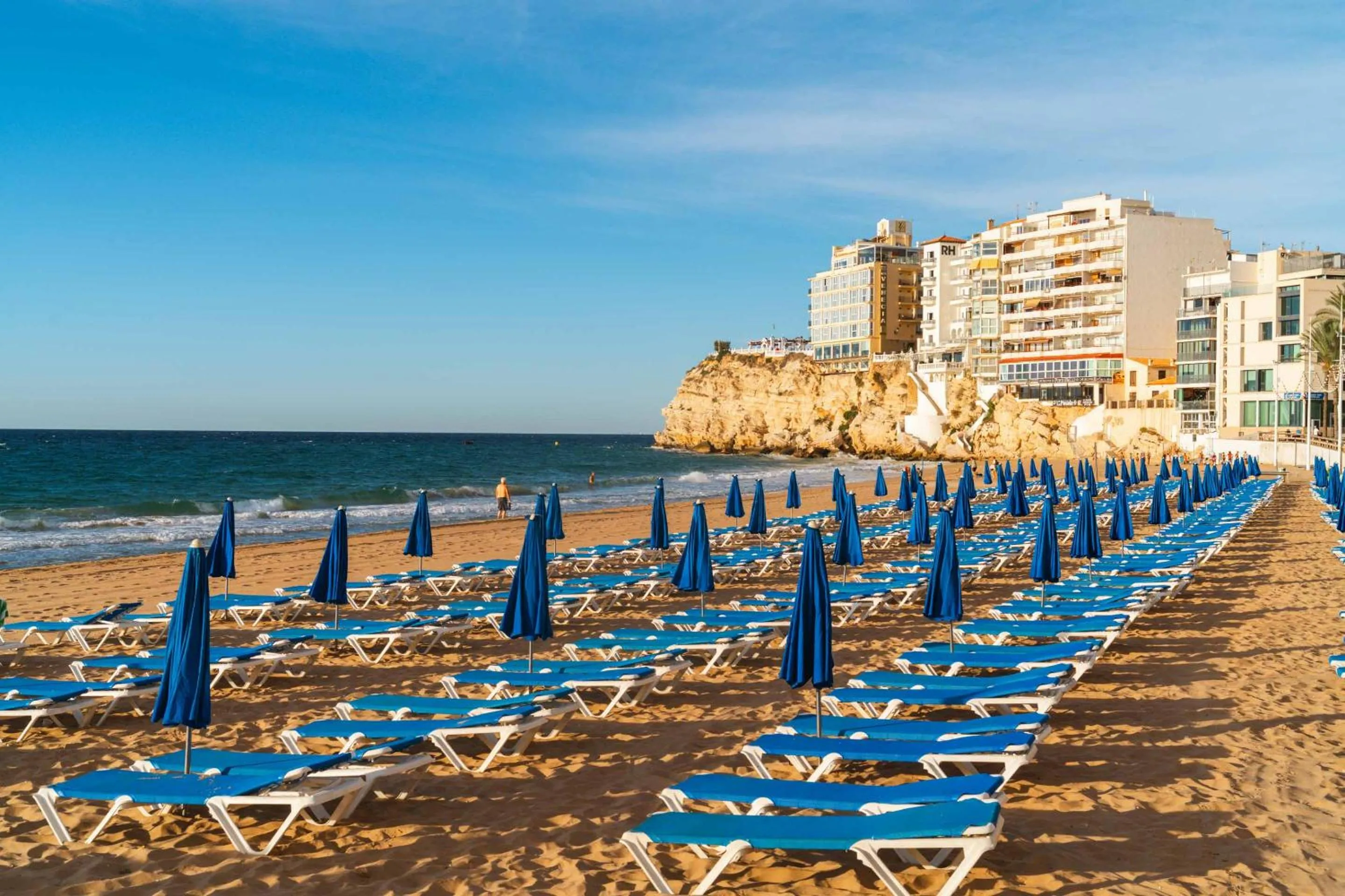 Neighbourhood in Limehome Benidorm Calle Mayor