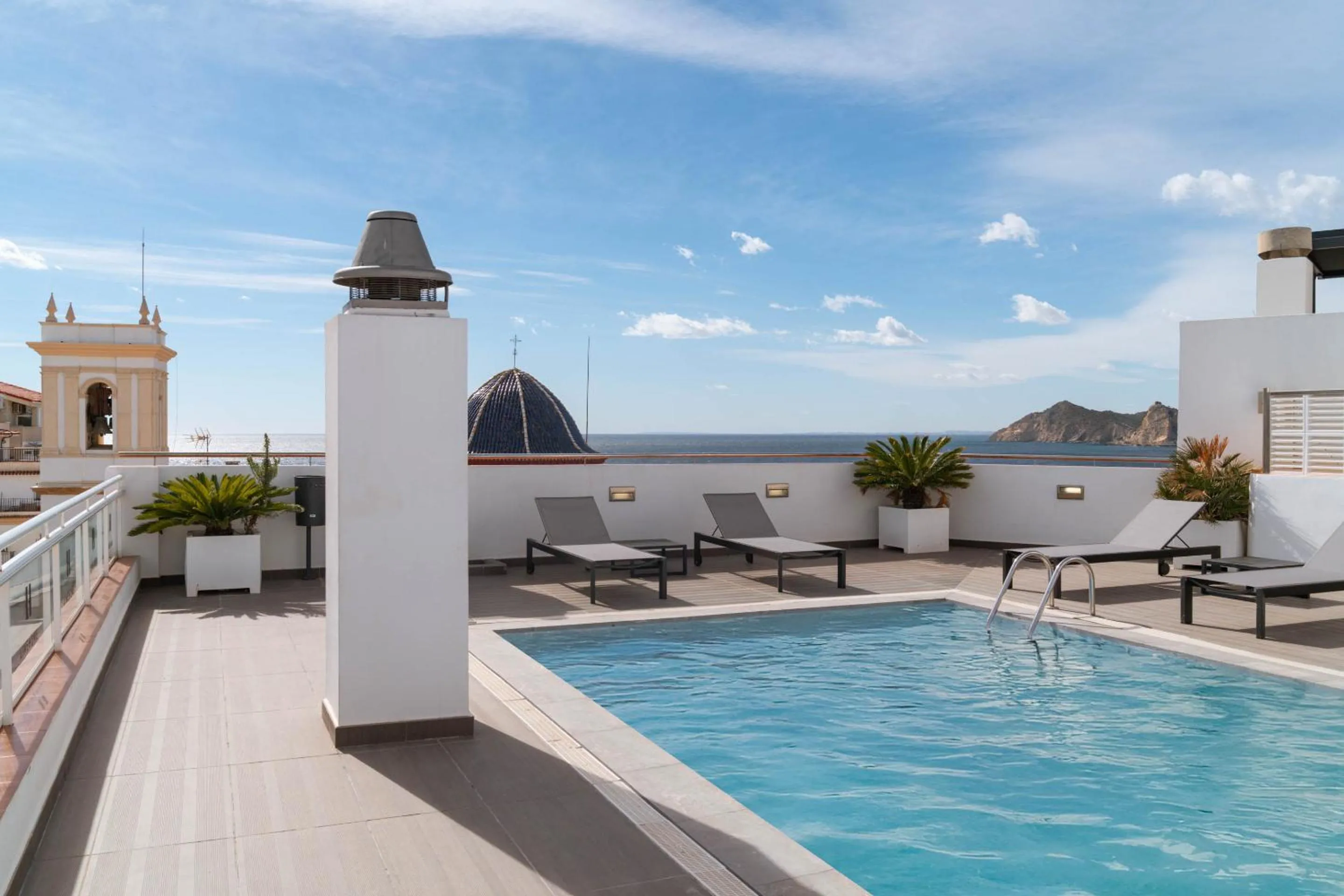 Pool view in Limehome Benidorm Calle Mayor