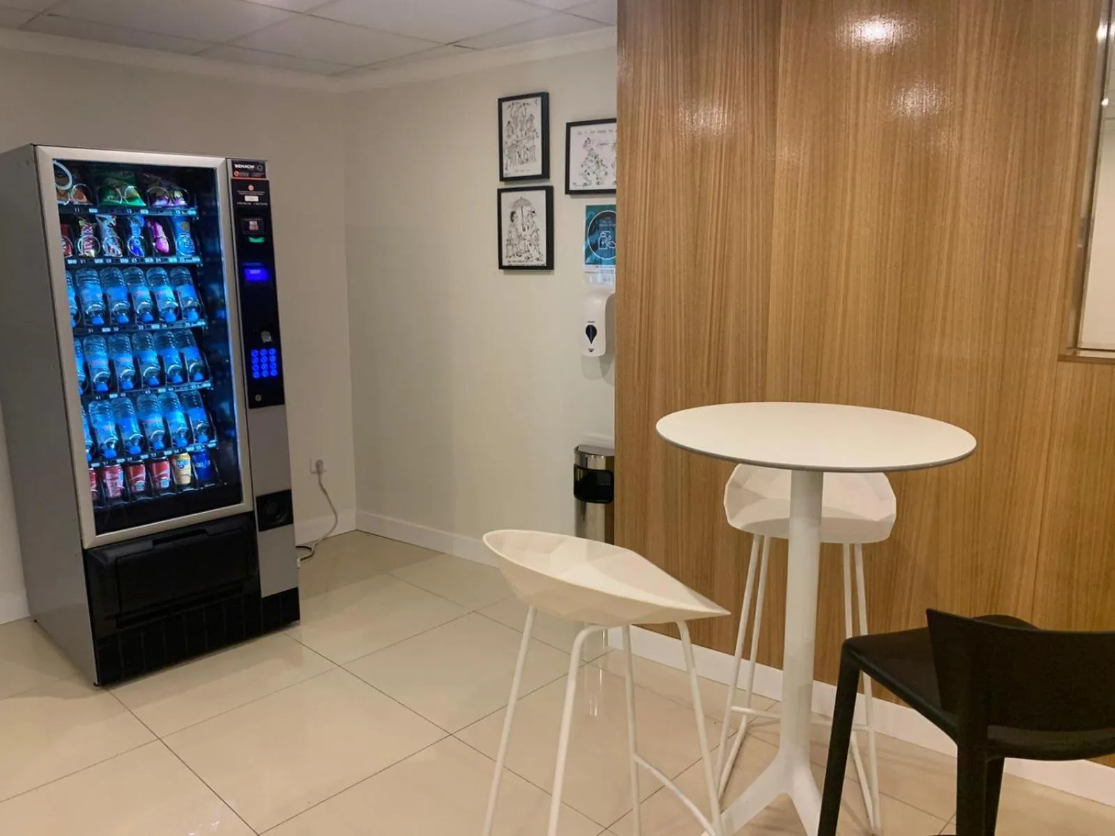 Communal lounge/ TV room in Hotel Centro Mar